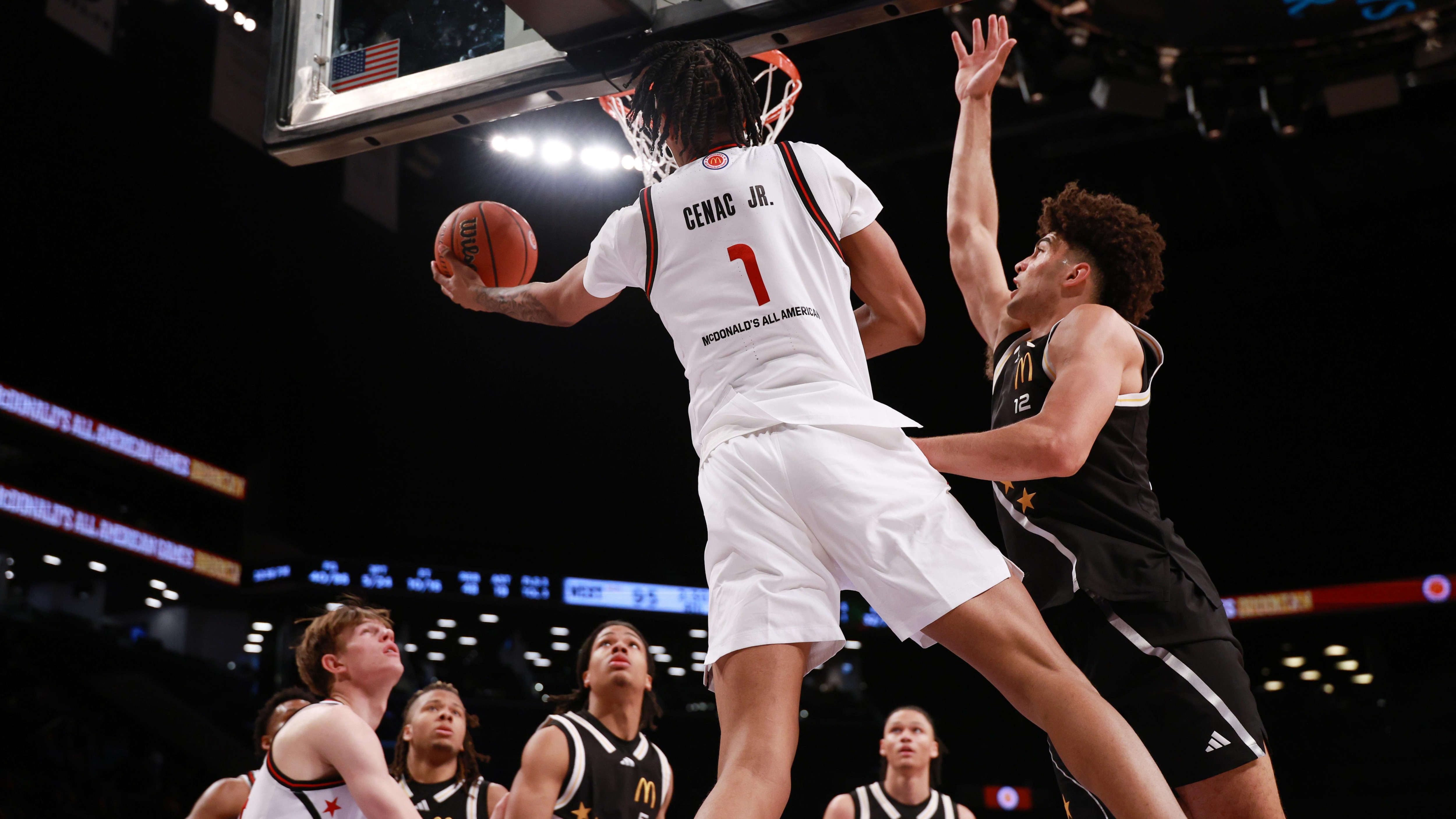 HIGH SCHOOL BASKETBALL: APR 01 McDonald's All American Boys Game