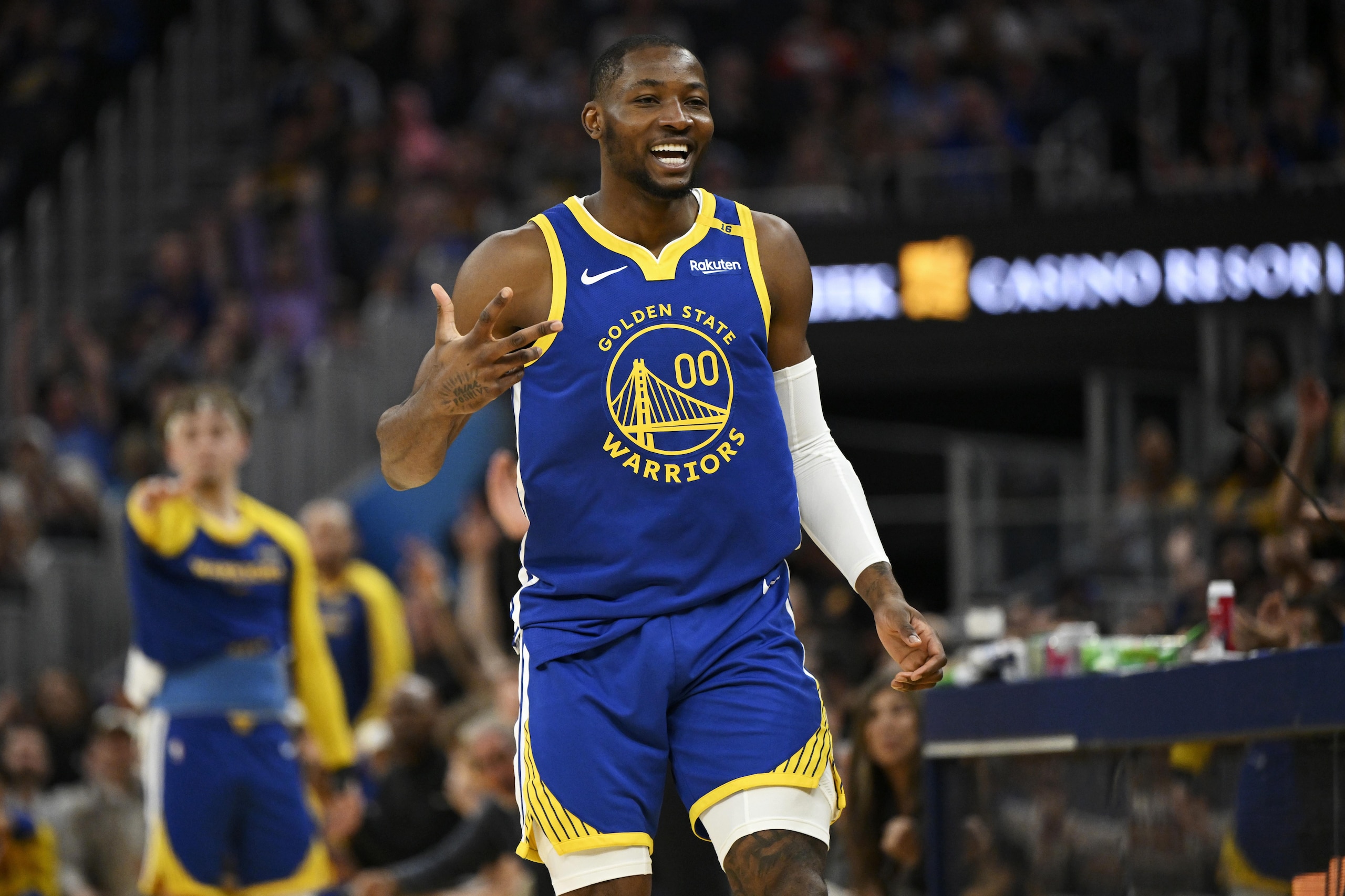 Houston Rockets v Golden State Warriors