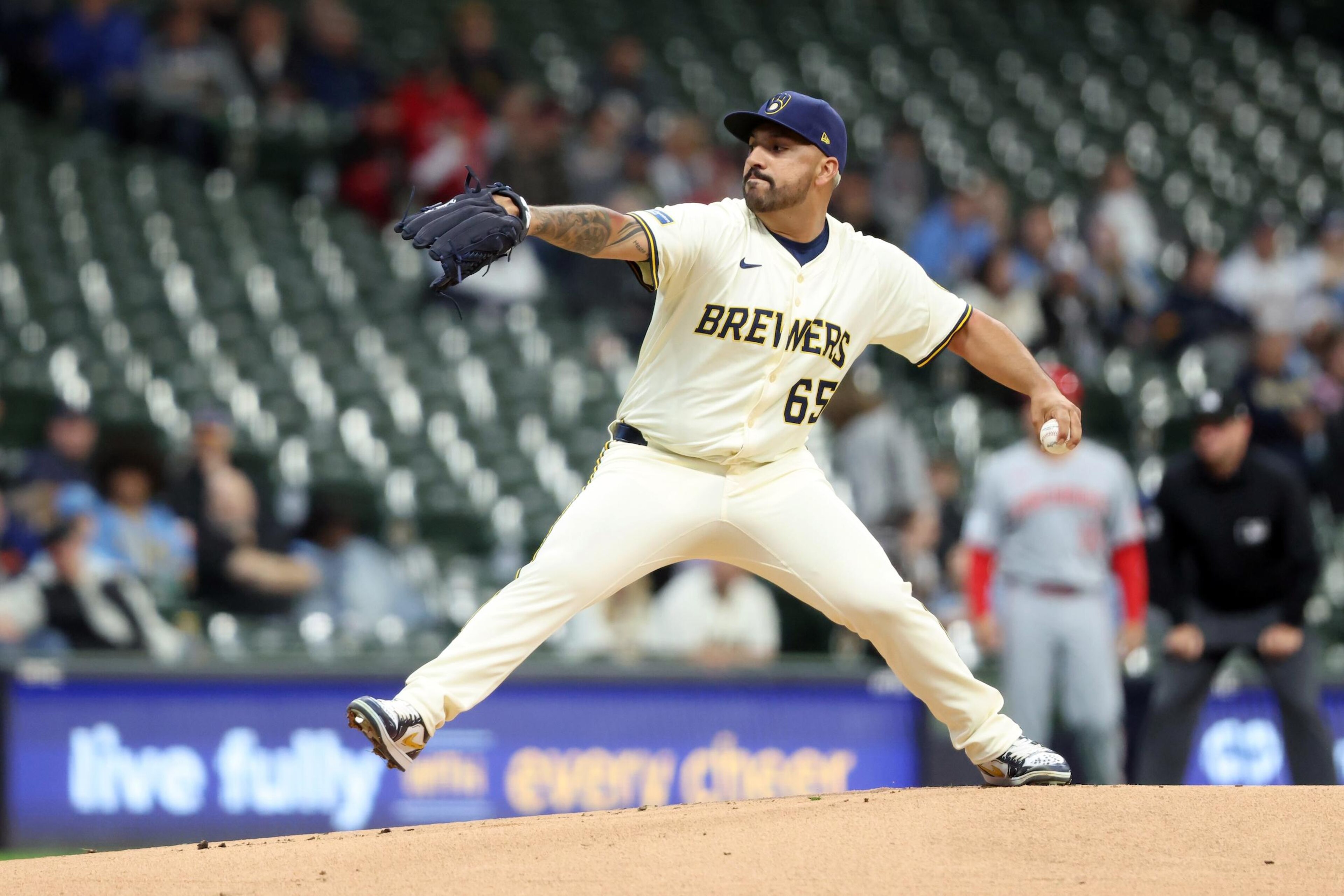 Cincinnati Reds v. Milwaukee Brewers