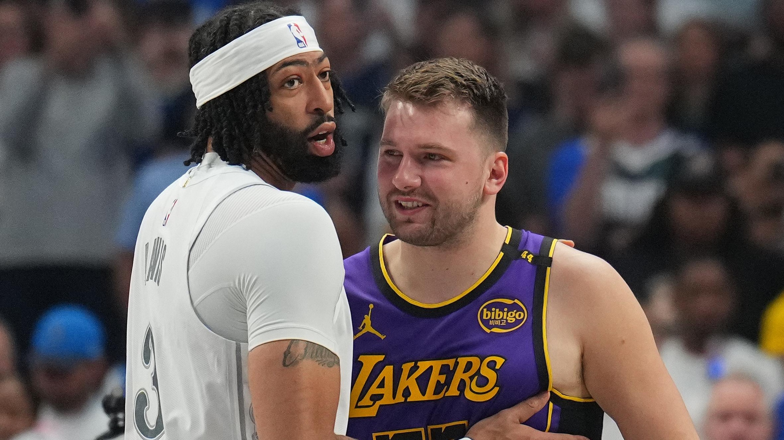 Los Angeles Lakers v Dallas Mavericks Los Angeles Lakers v Dallas Mavericks