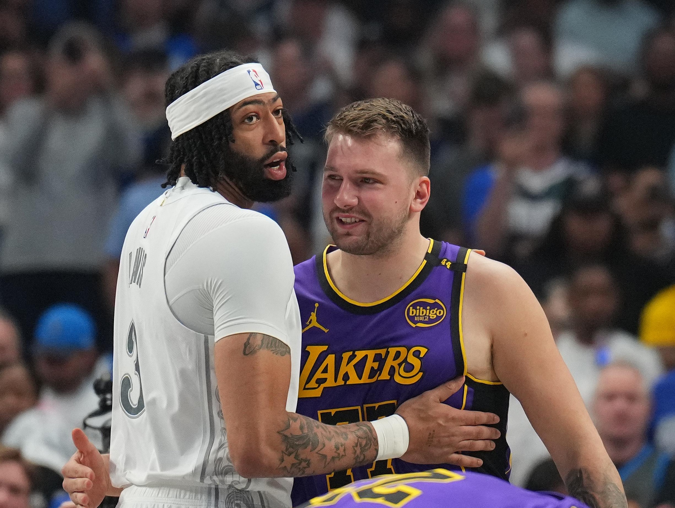 Los Angeles Lakers v Dallas Mavericks