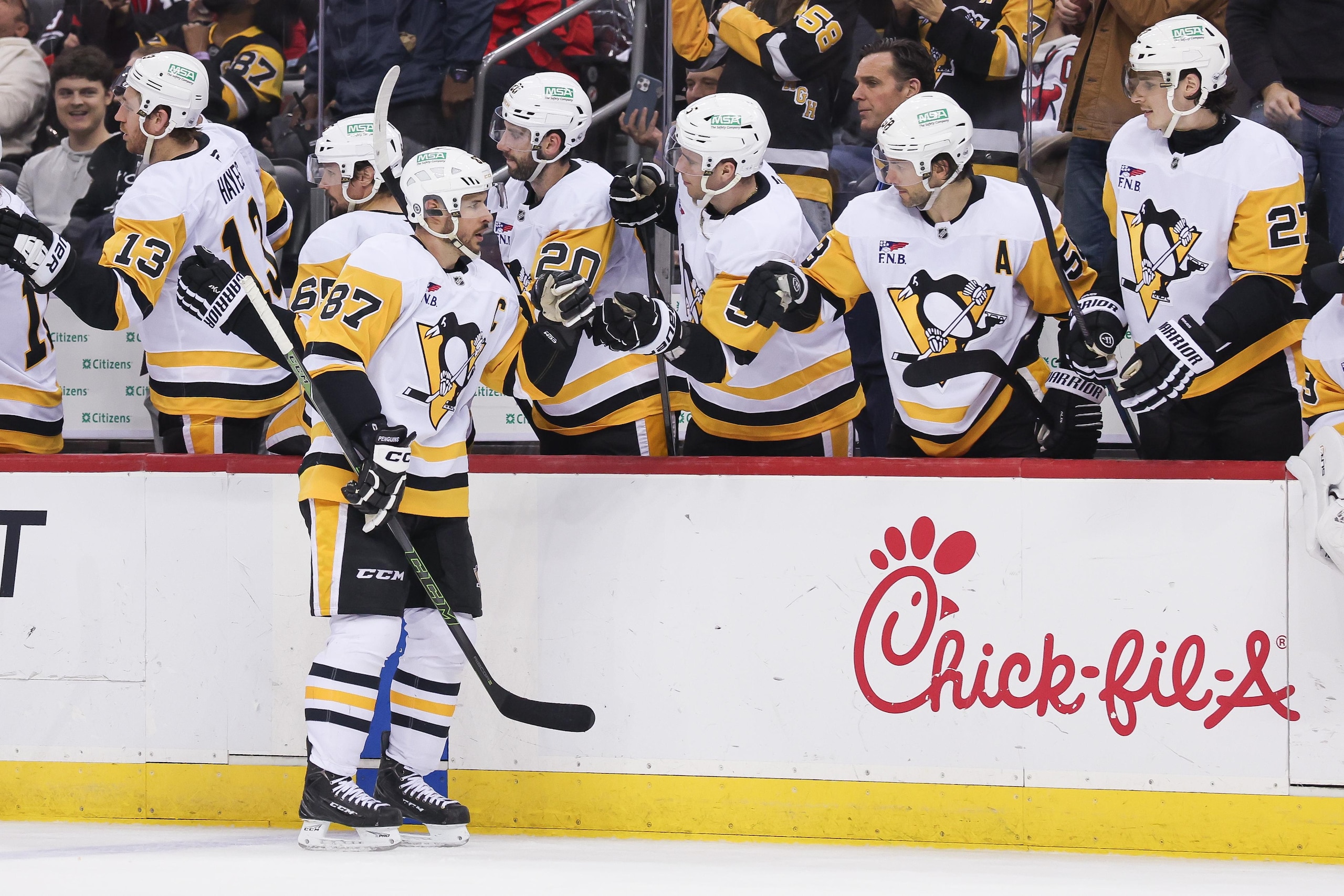 NHL: APR 11 Penguins at Devils