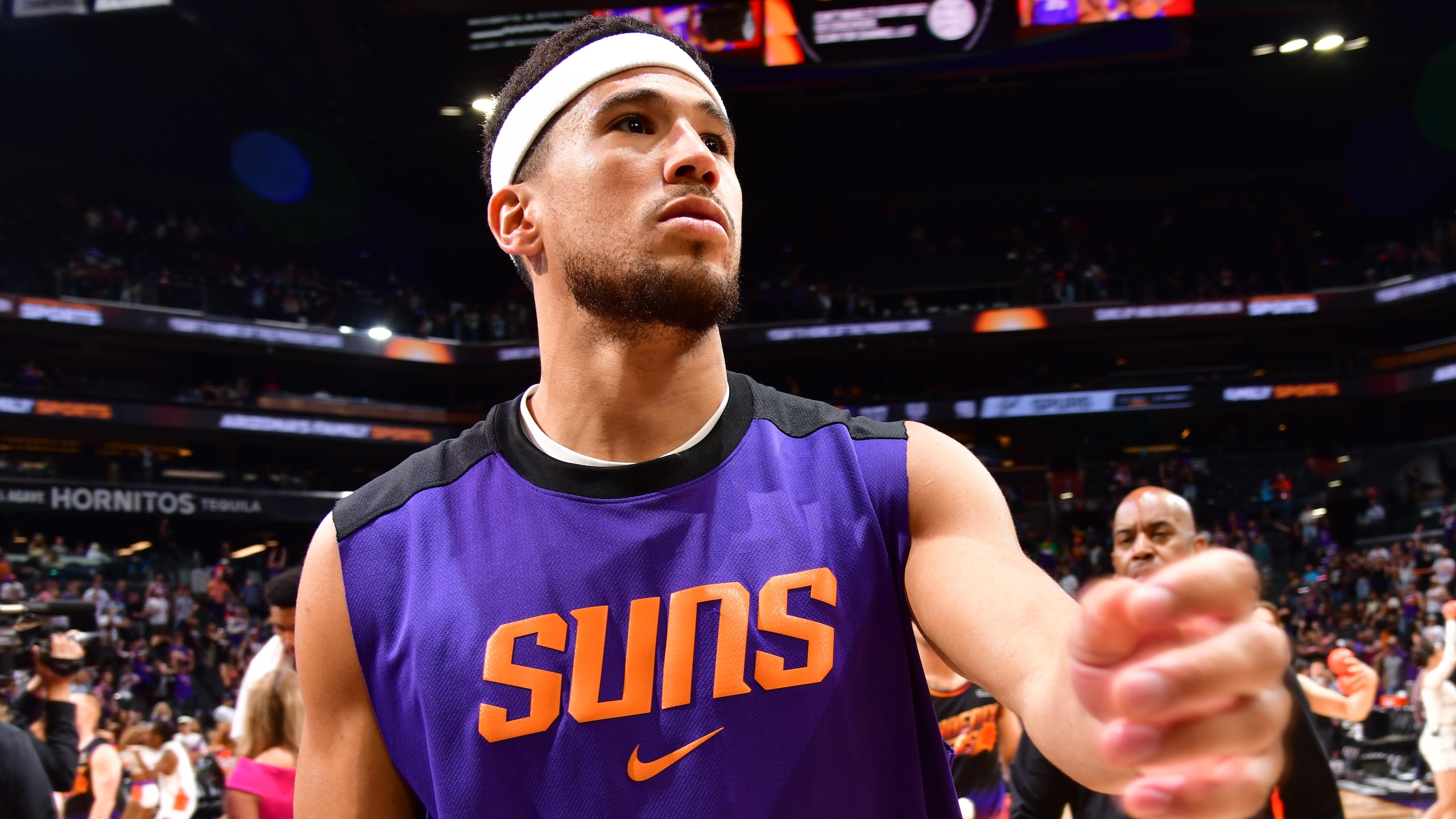 San Antonio Spurs v Phoenix Suns