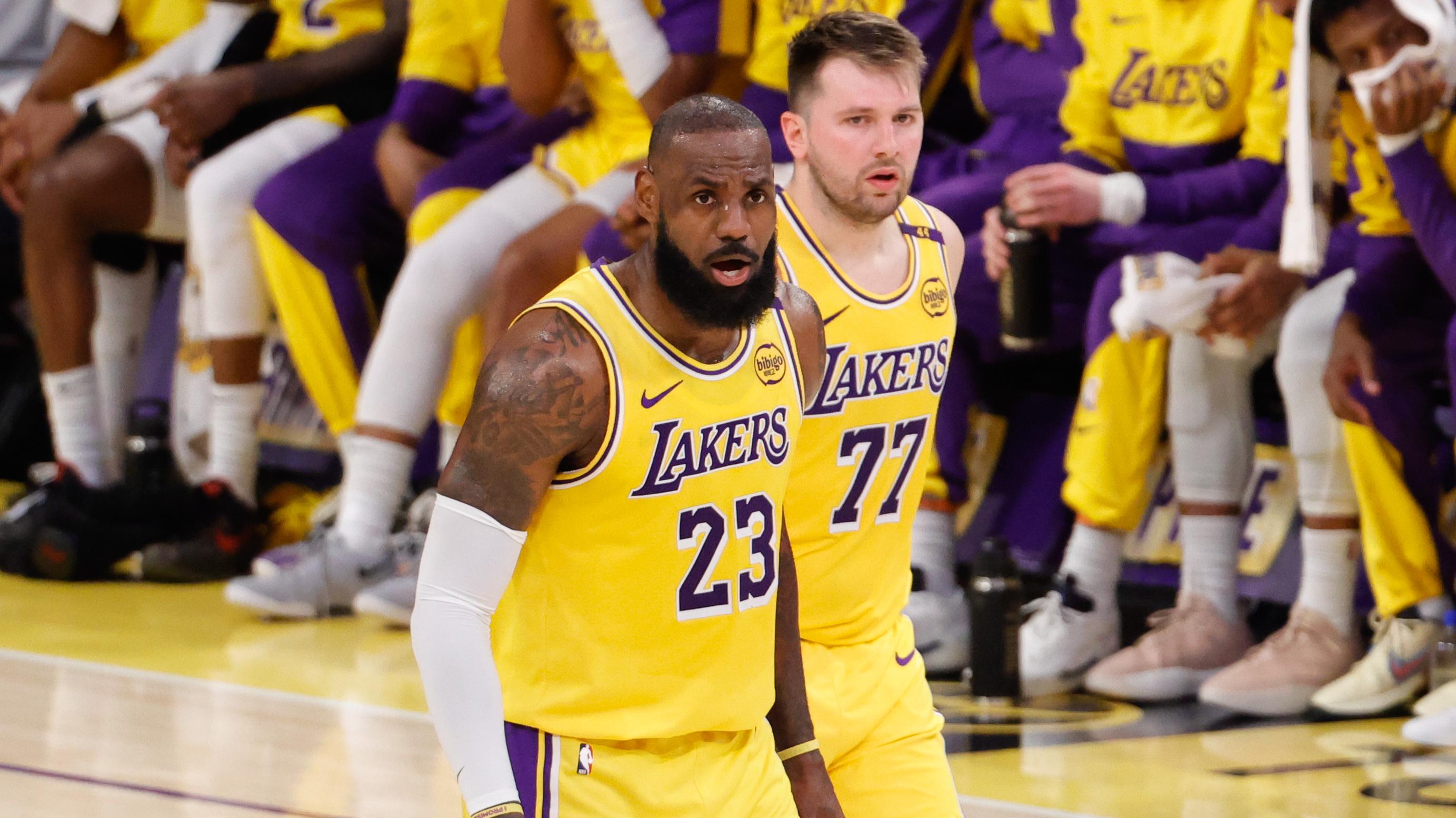 Lakers-Rockets, Mavs-Warriors Reportedly Headline 2025-26 NBA Christmas Day Schedule