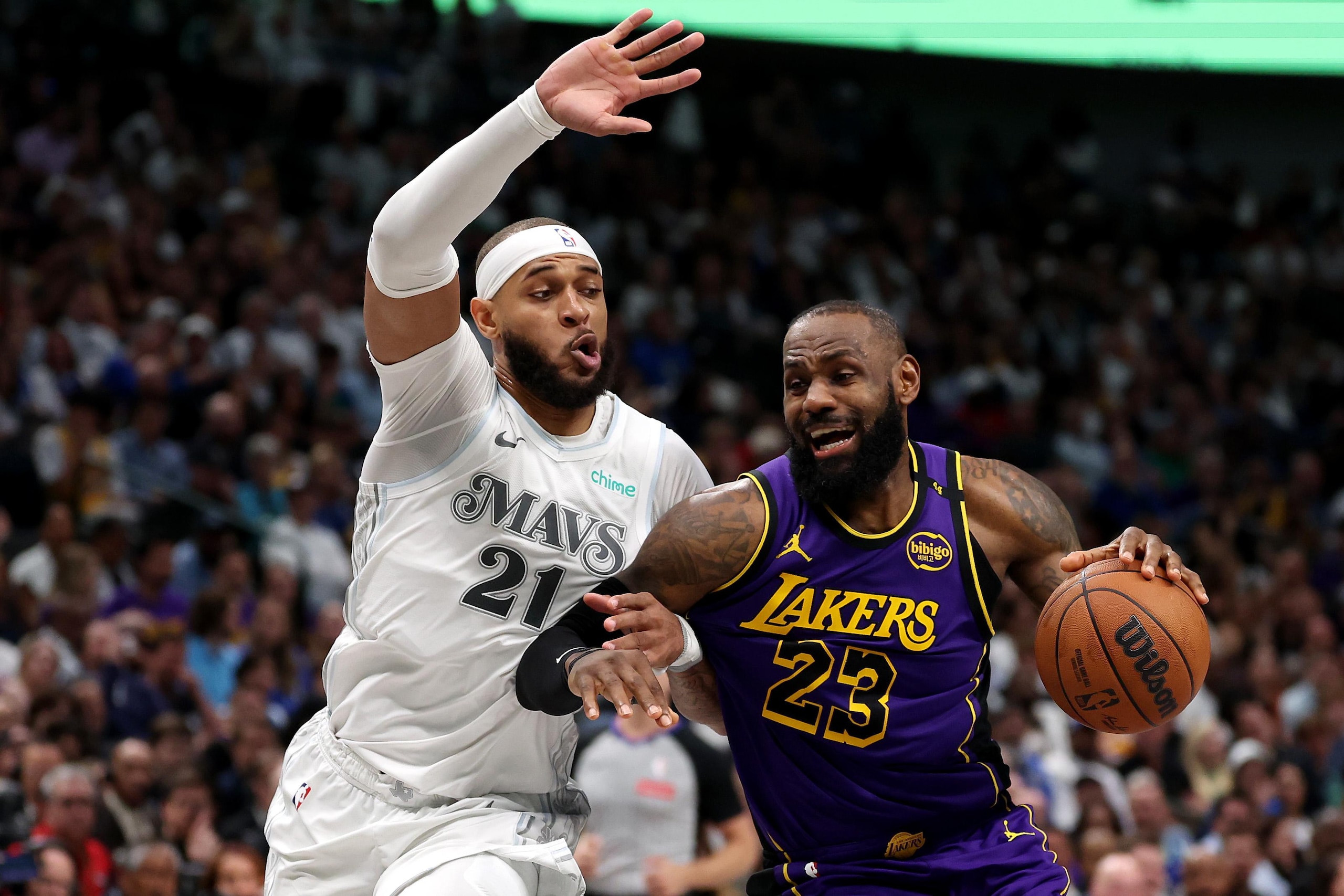 Los Angeles Lakers v Dallas Mavericks