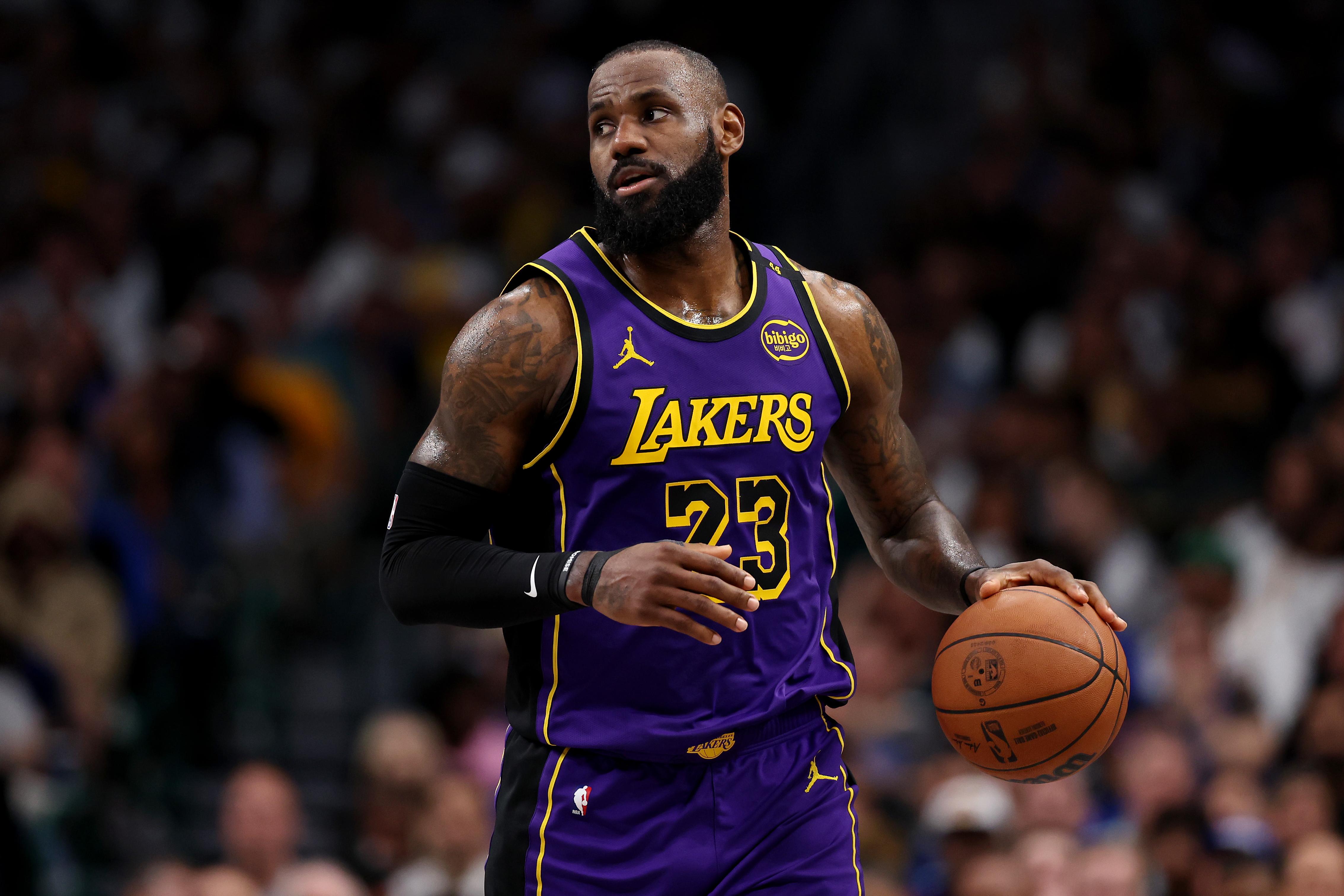 Los Angeles Lakers v Dallas Mavericks