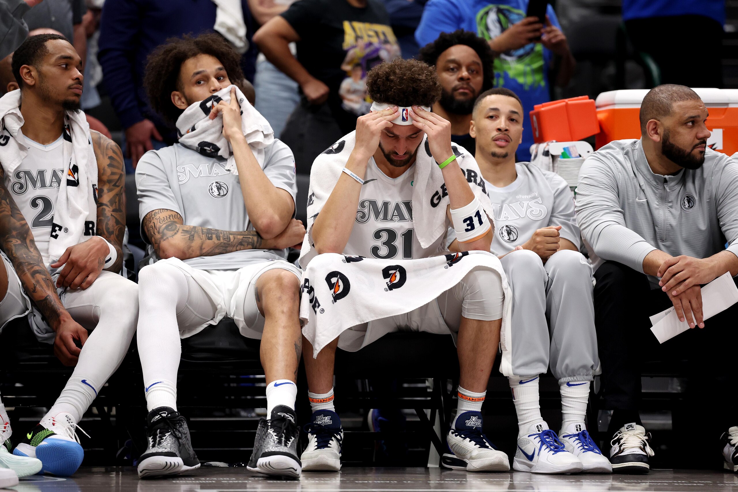 Los Angeles Lakers v Dallas Mavericks