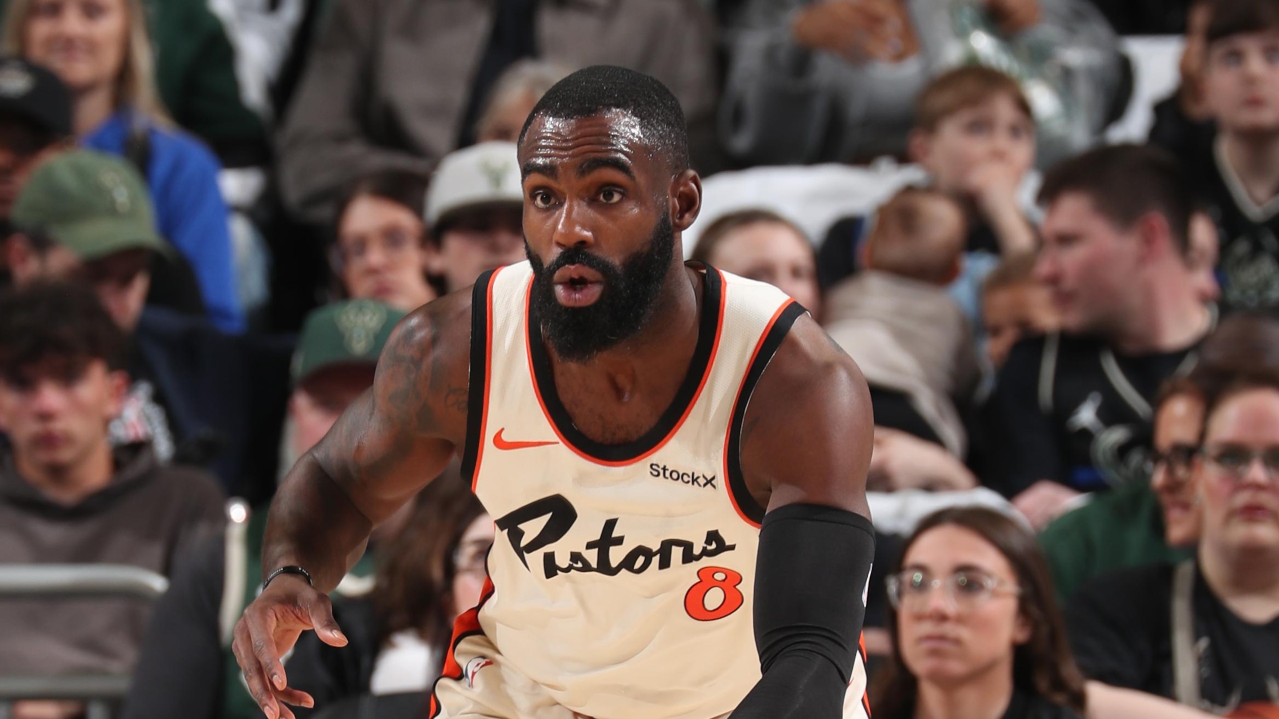 Detroit Pistons v Milwaukee Bucks