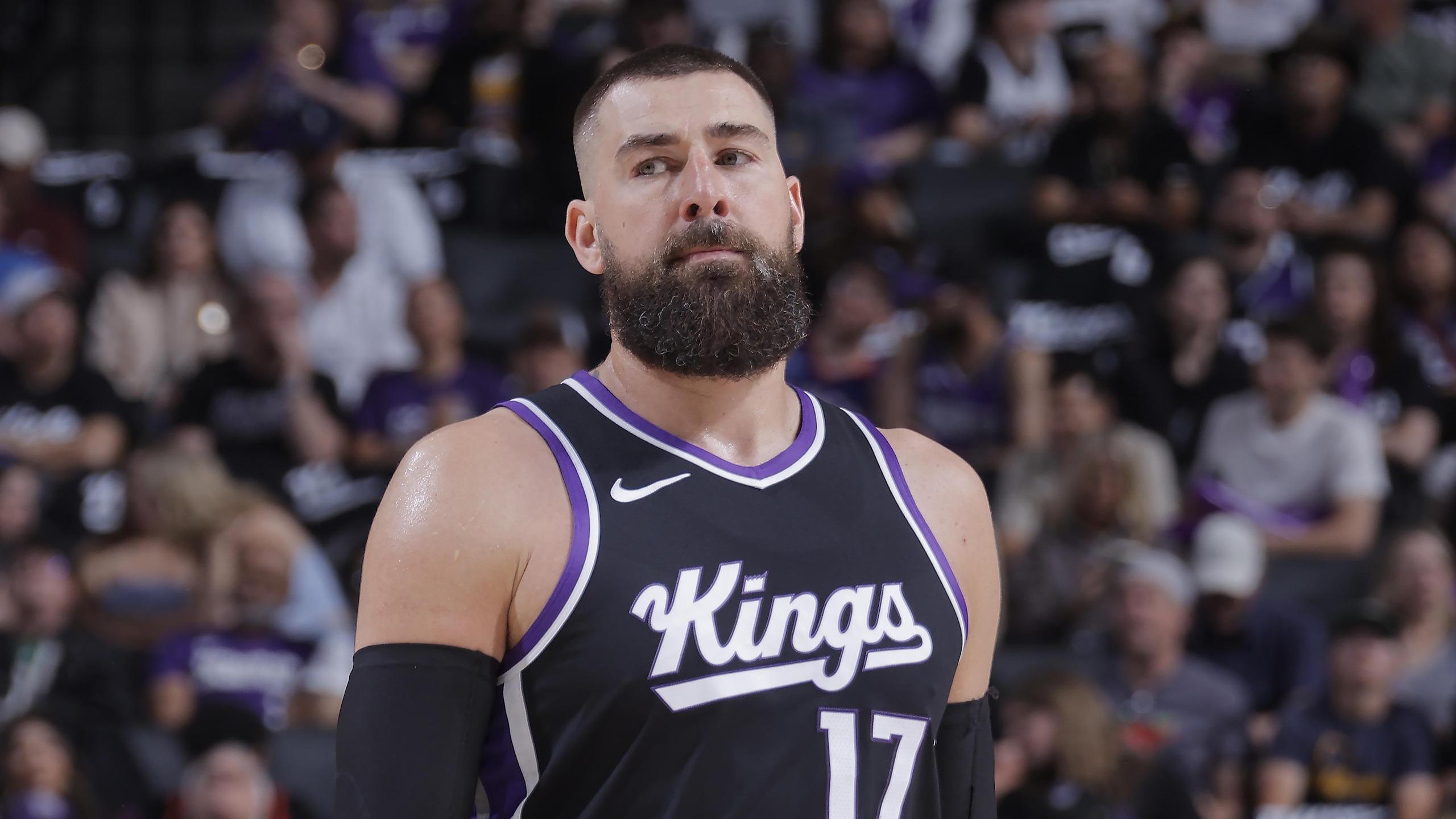 Phoenix Suns v Sacramento Kings