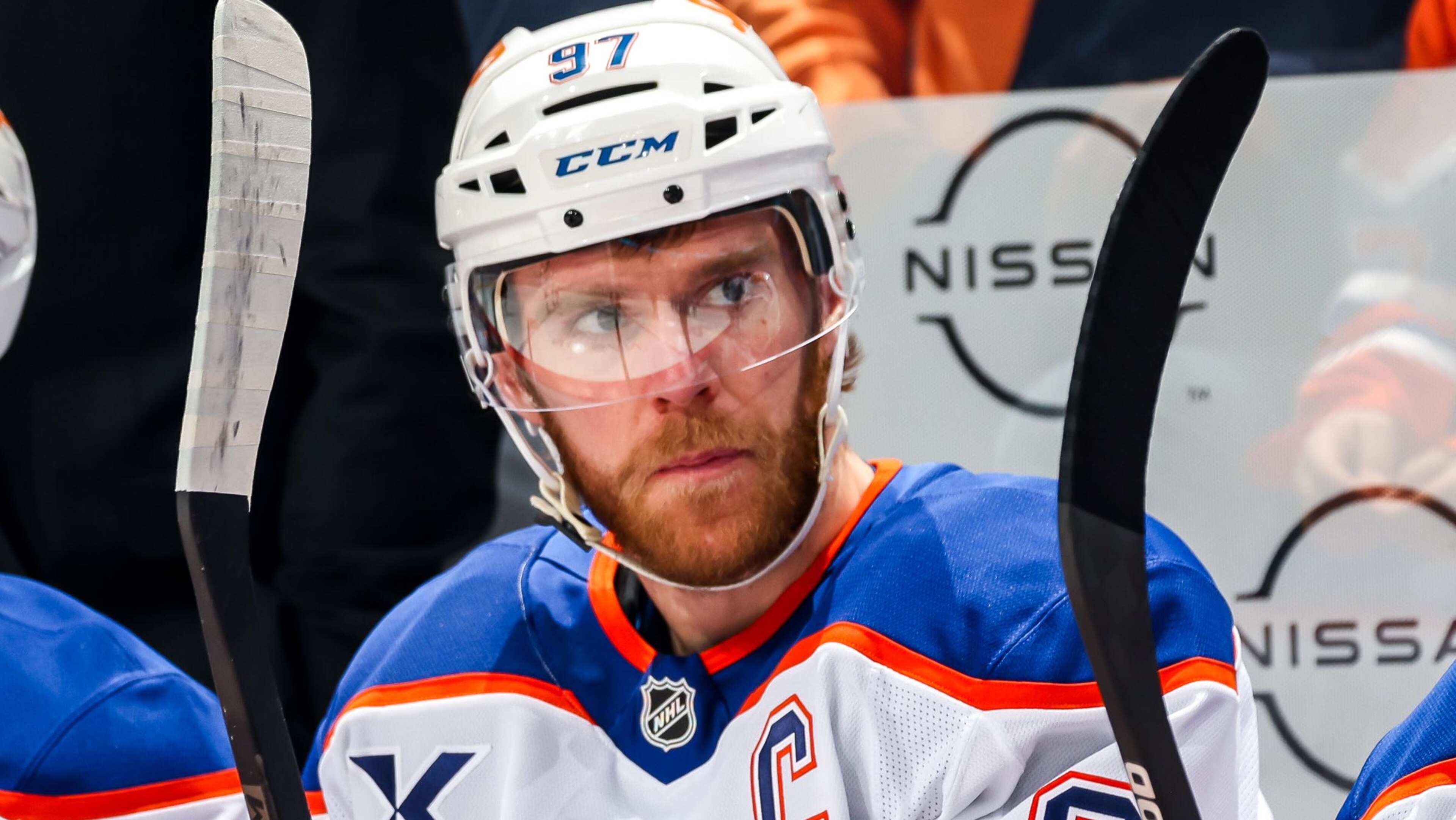 Edmonton Oilers v Winnipeg Jets Edmonton Oilers v Winnipeg Jets