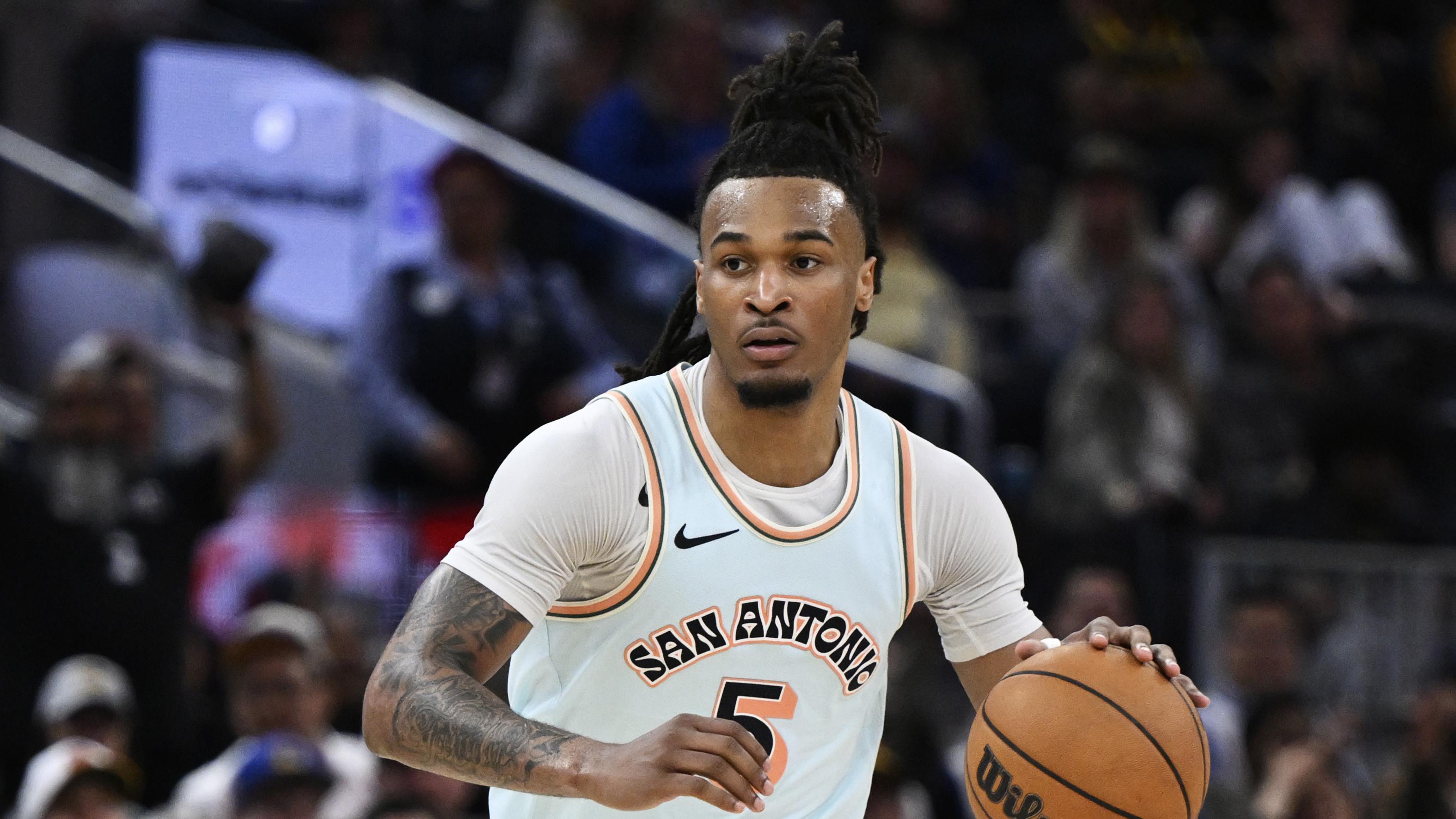 San Antonio Spurs v Golden State Warriors