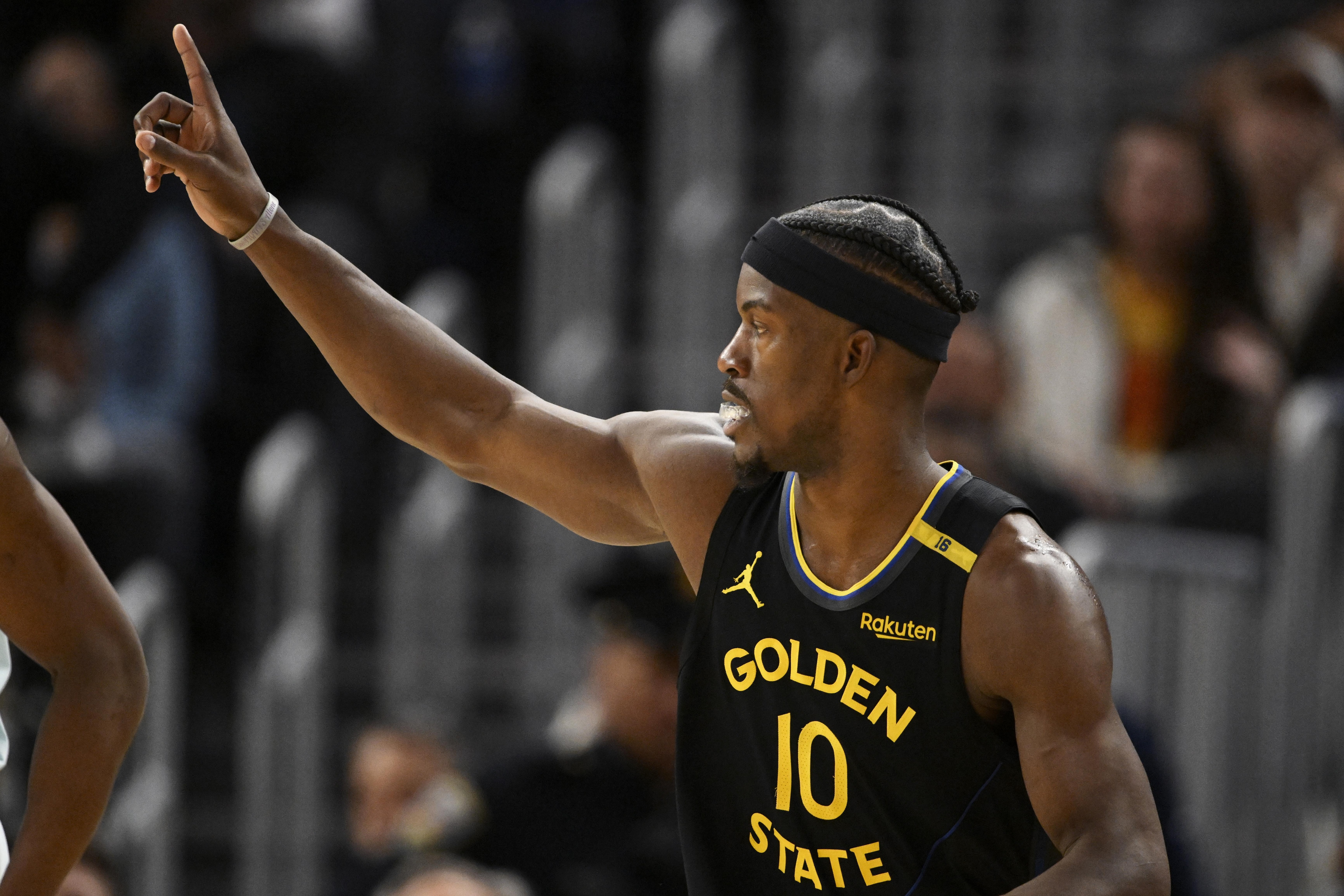 San Antonio Spurs v Golden State Warriors