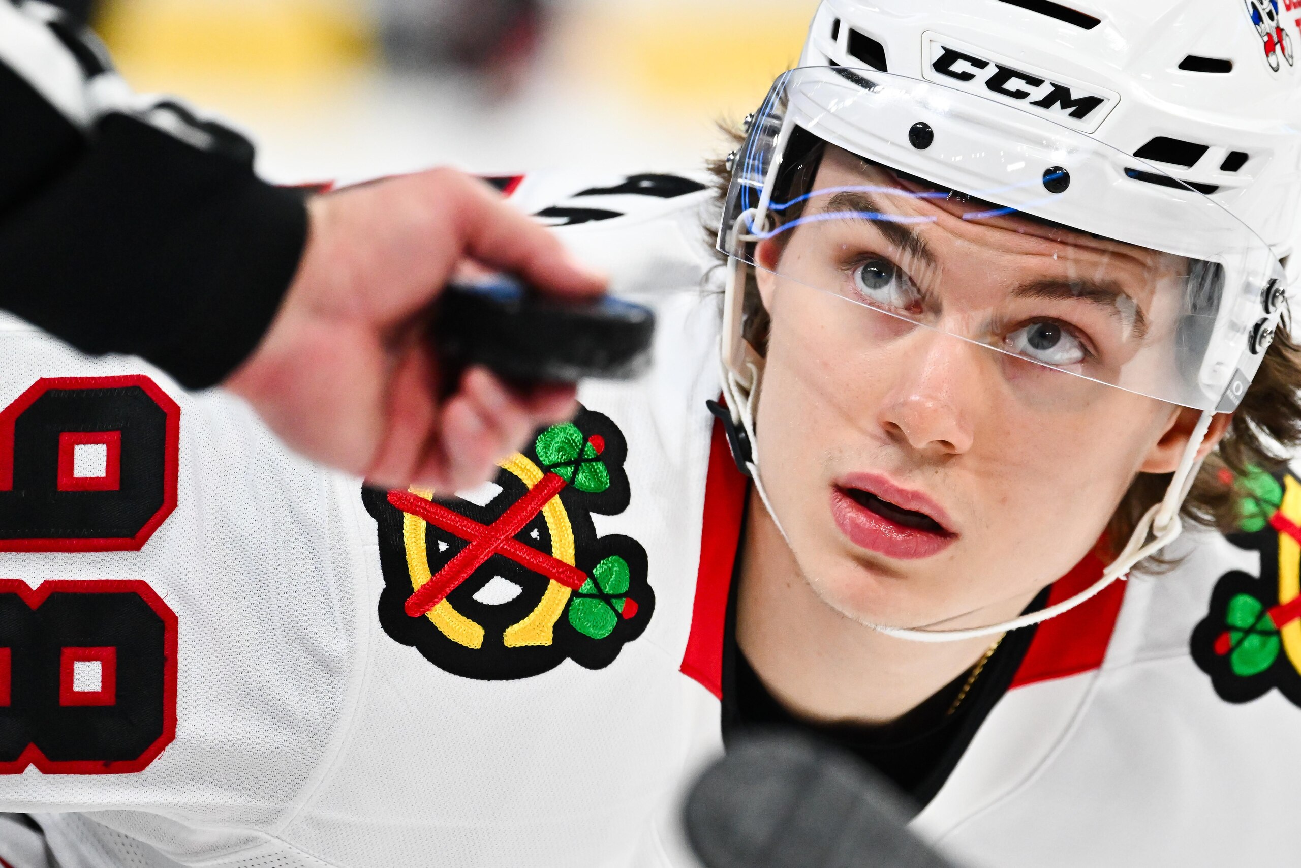 Chicago Blackhawks v Montreal Canadiens Chicago Blackhawks v Montreal Canadiens