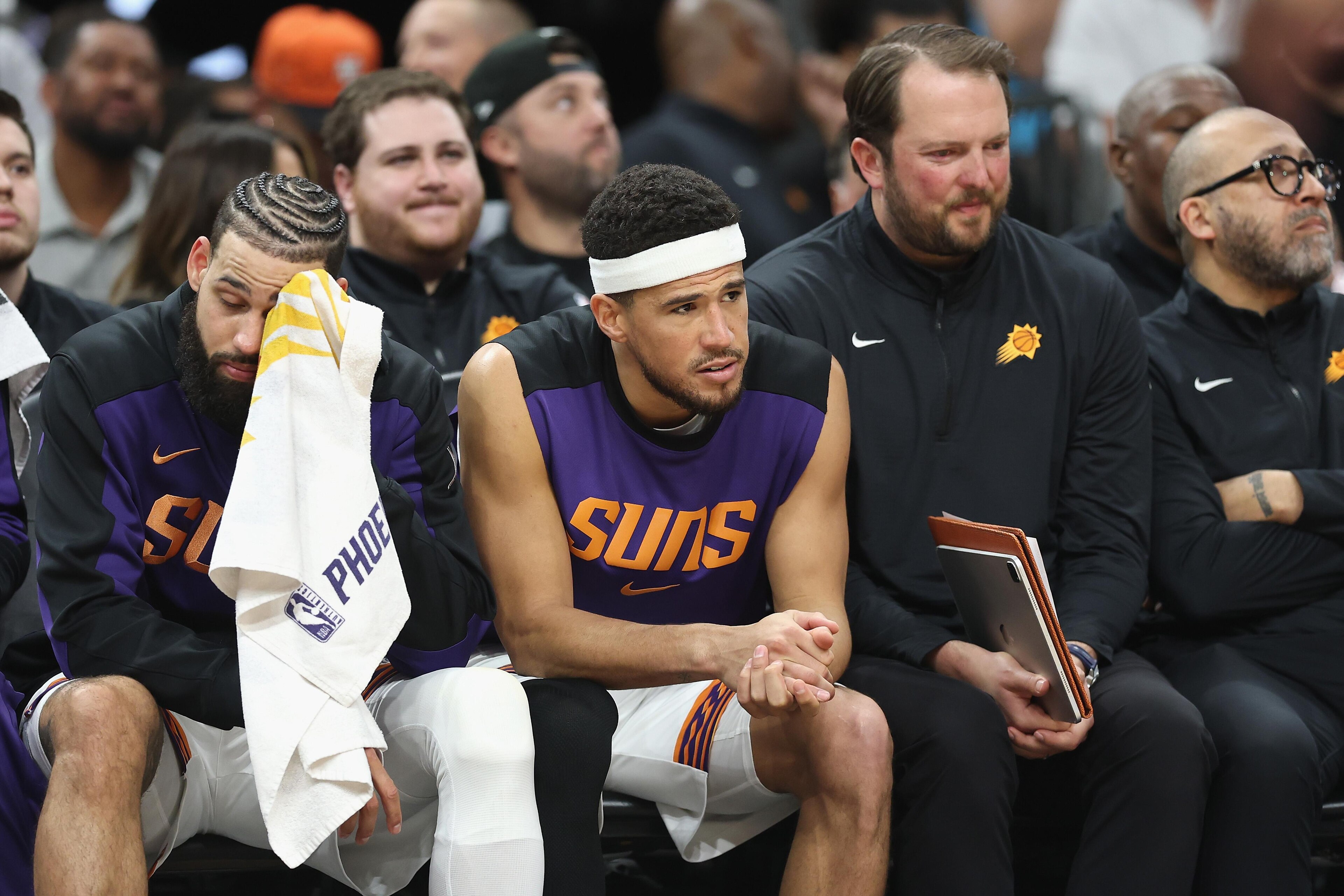 San Antonio Spurs v Phoenix Suns San Antonio Spurs v Phoenix Suns