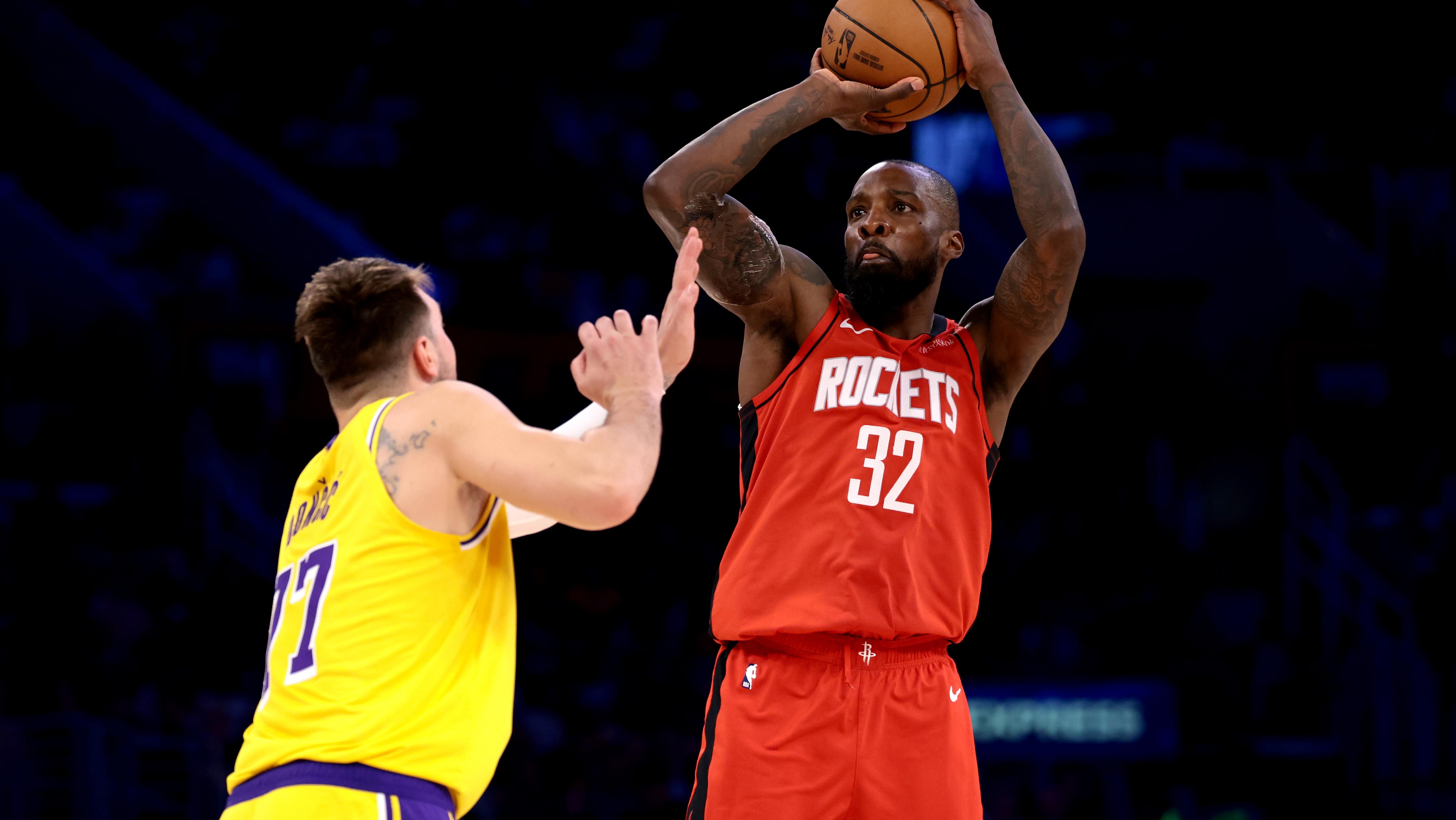 Houston Rockets v Los Angeles Lakers