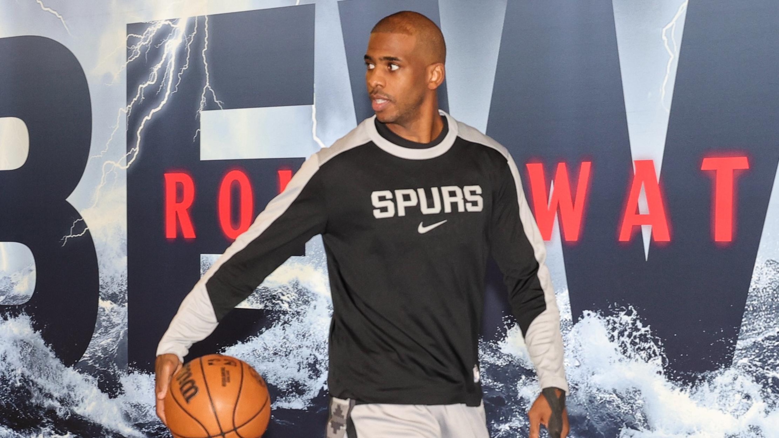 San Antonio Spurs v Los Angeles Clippers