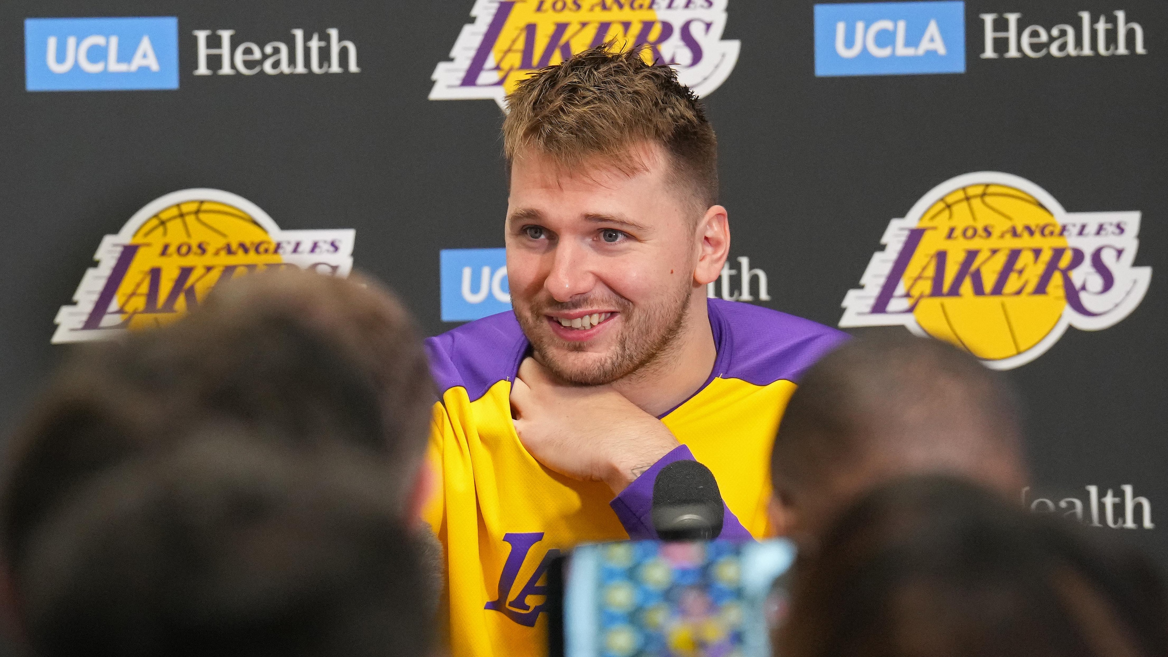 Los Angeles Lakers v Dallas Mavericks
