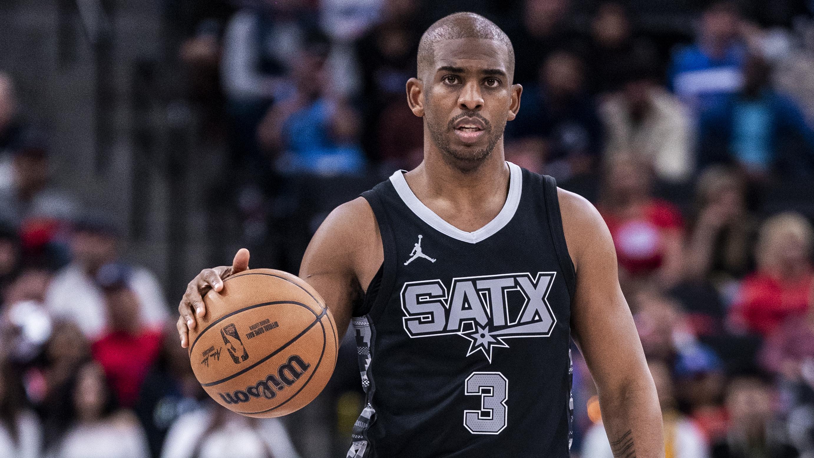 San Antonio Spurs v Los Angeles Clippers