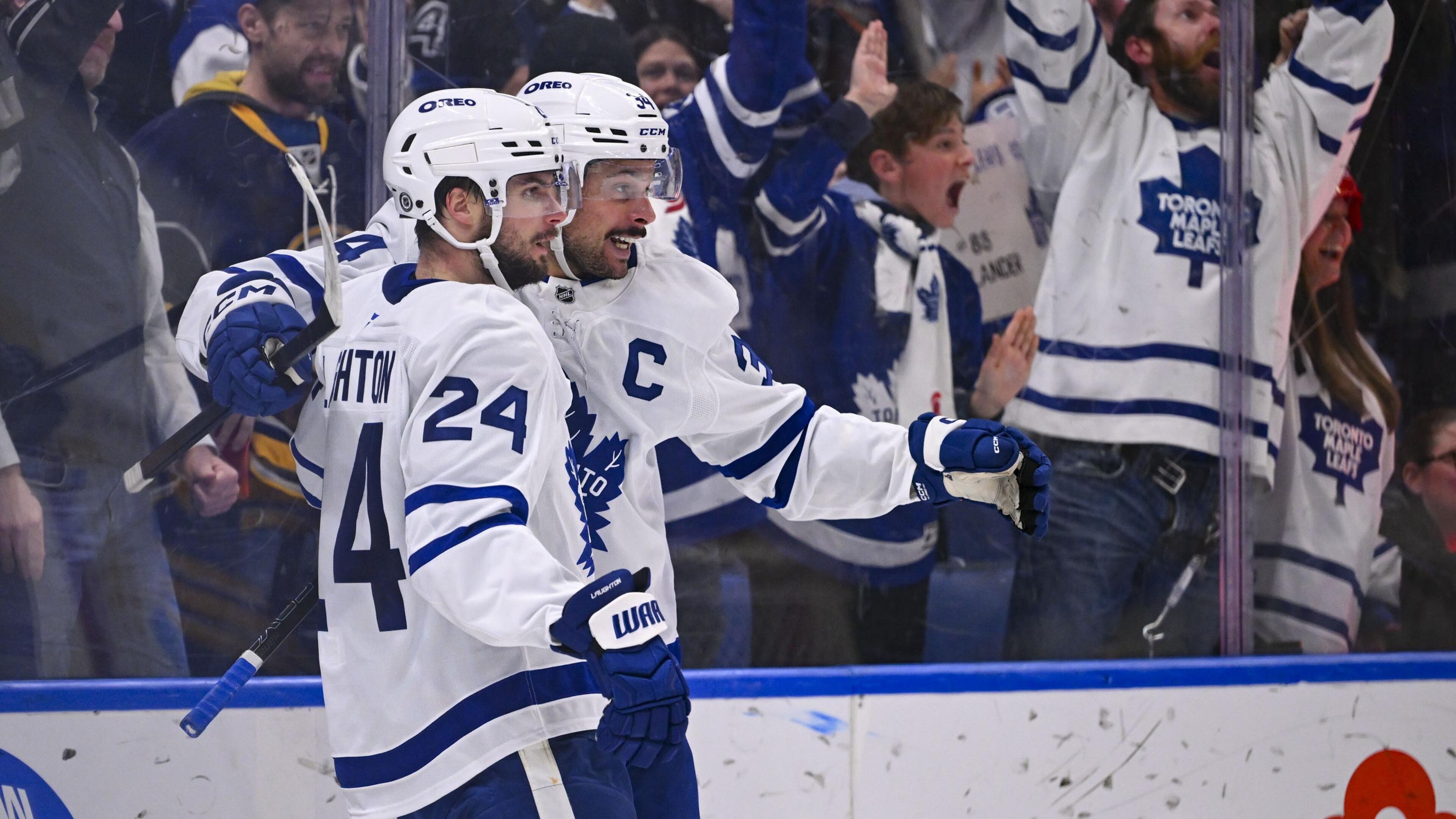 Toronto Maple Leafs v Buffalo Sabres Toronto Maple Leafs v Buffalo Sabres