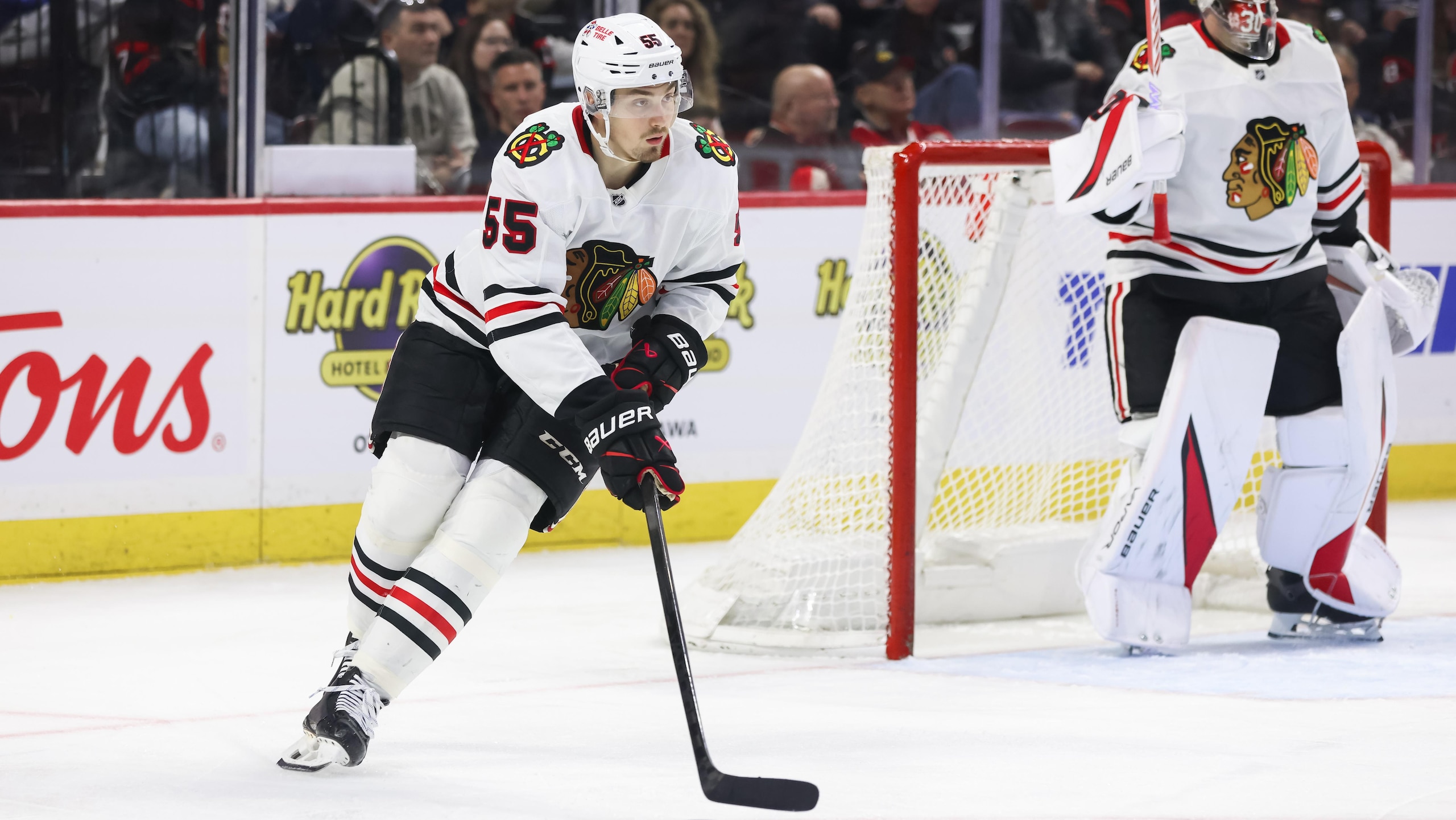 NHL: APR 15 Blackhawks at Senators NHL: APR 15 Blackhawks at Senators