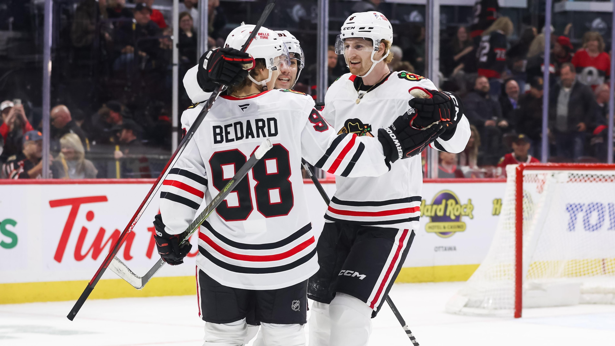 NHL: APR 15 Blackhawks at Senators