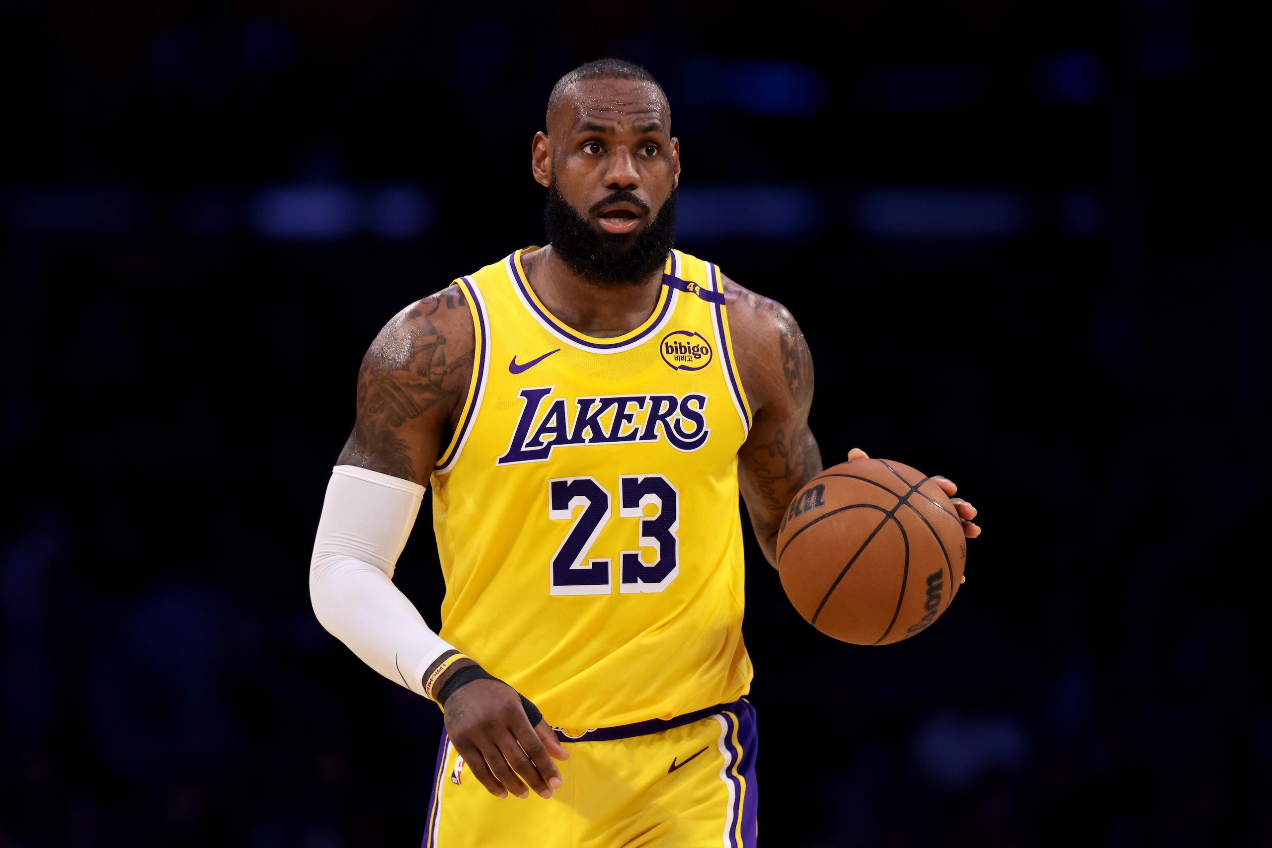 Houston Rockets v Los Angeles Lakers Houston Rockets v Los Angeles Lakers