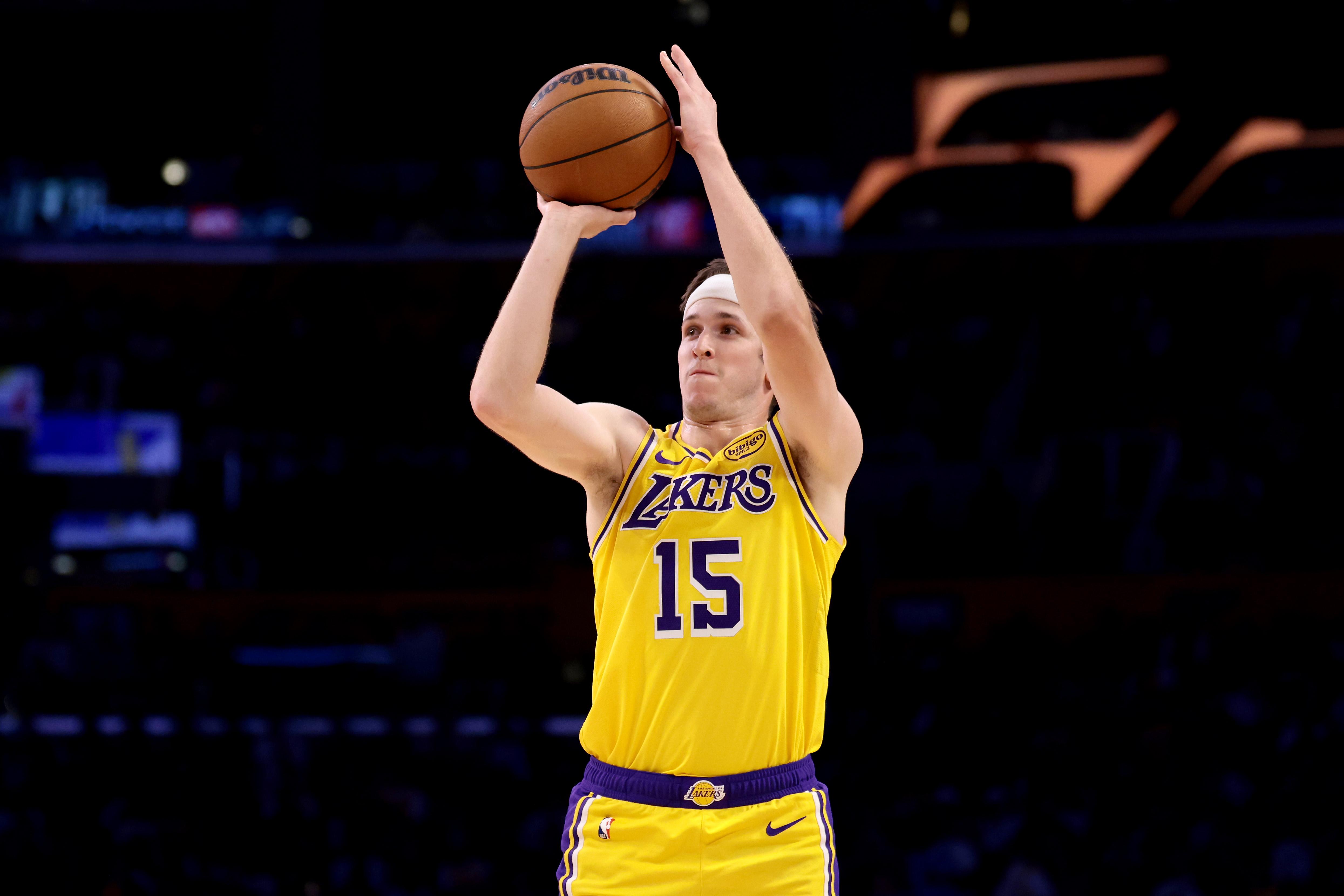 Houston Rockets v Los Angeles Lakers