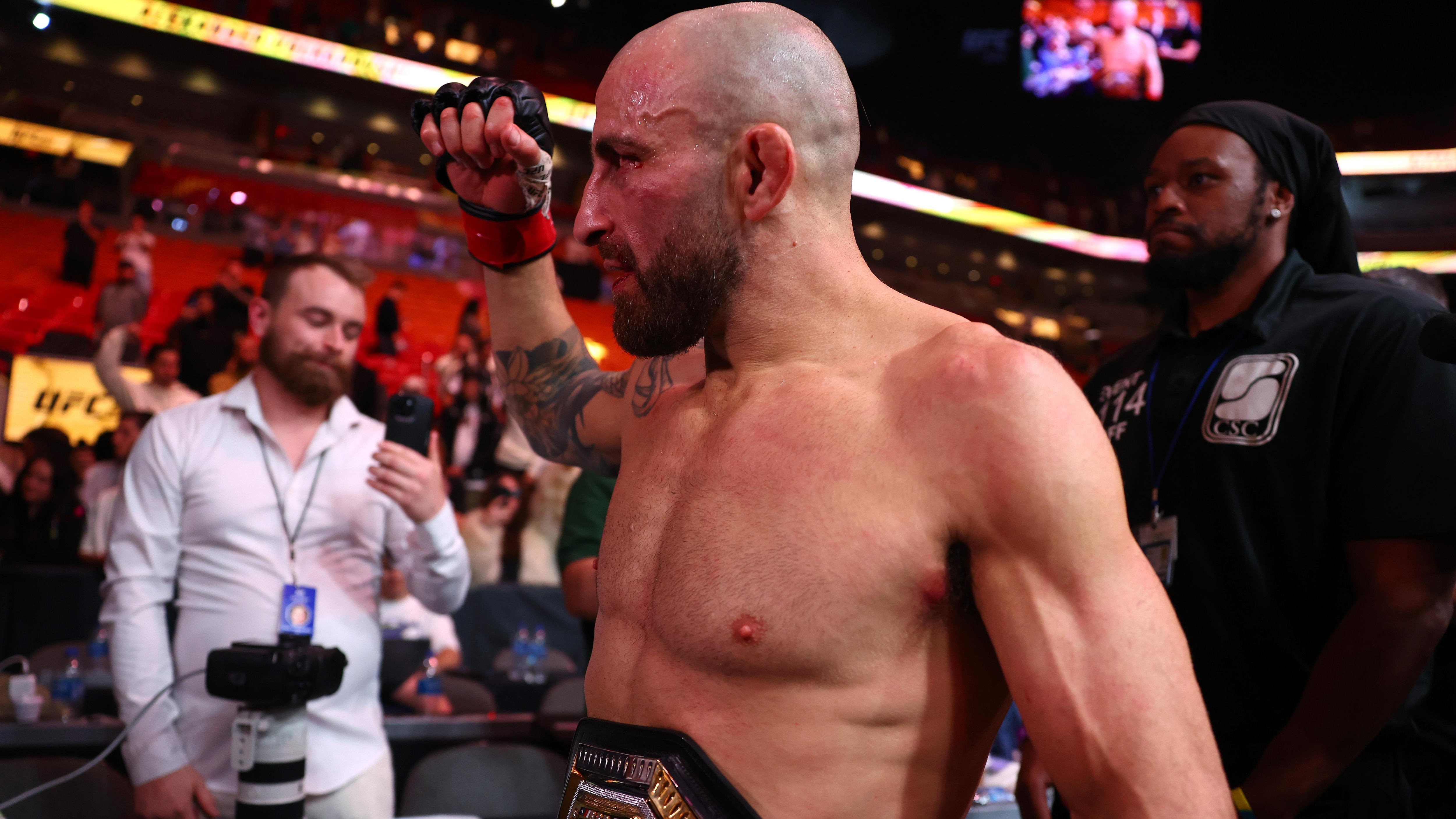 UFC 314: Volkanovski vs. Lopes