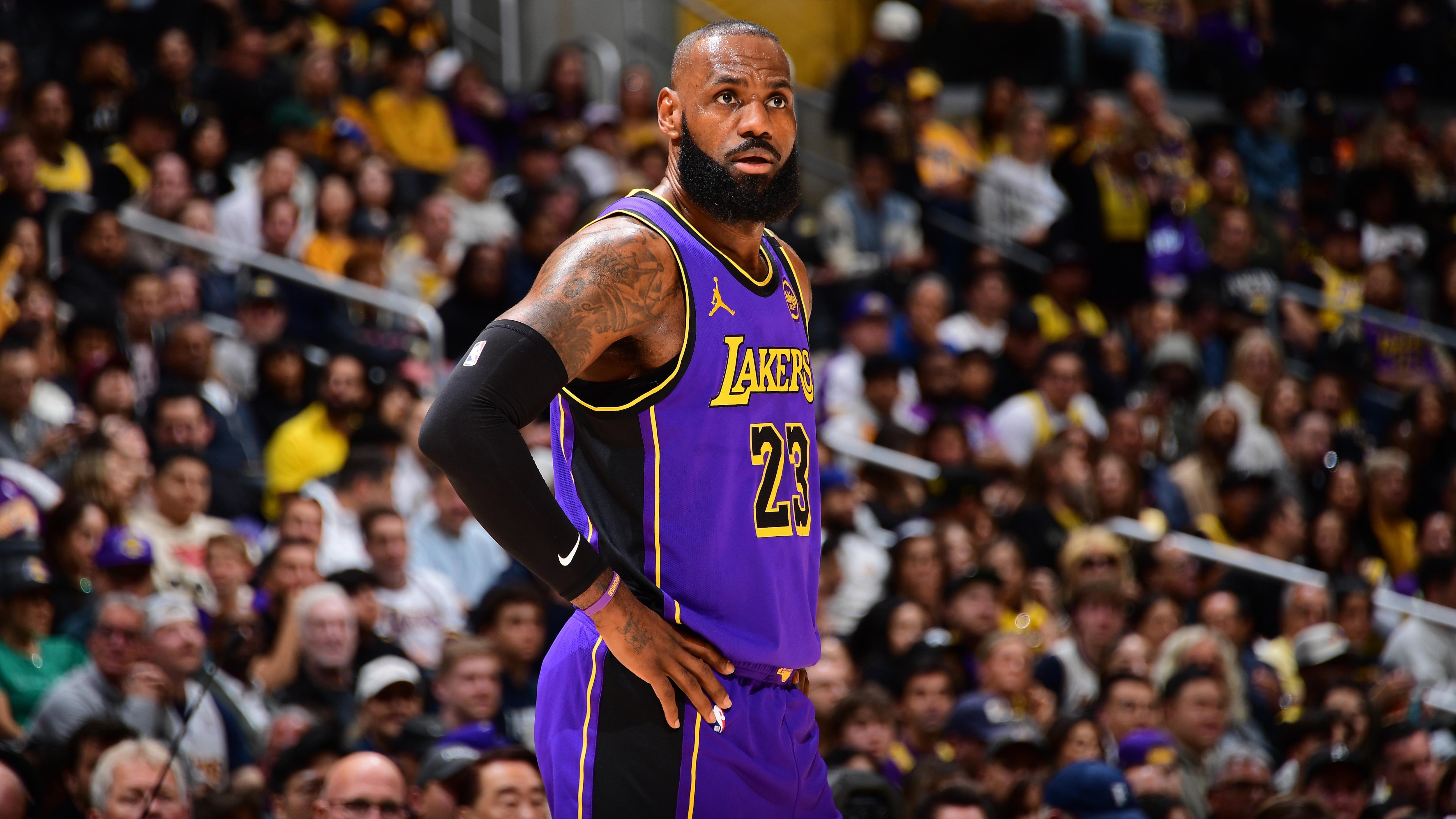 New Orleans Pelicans v Los Angeles Lakers