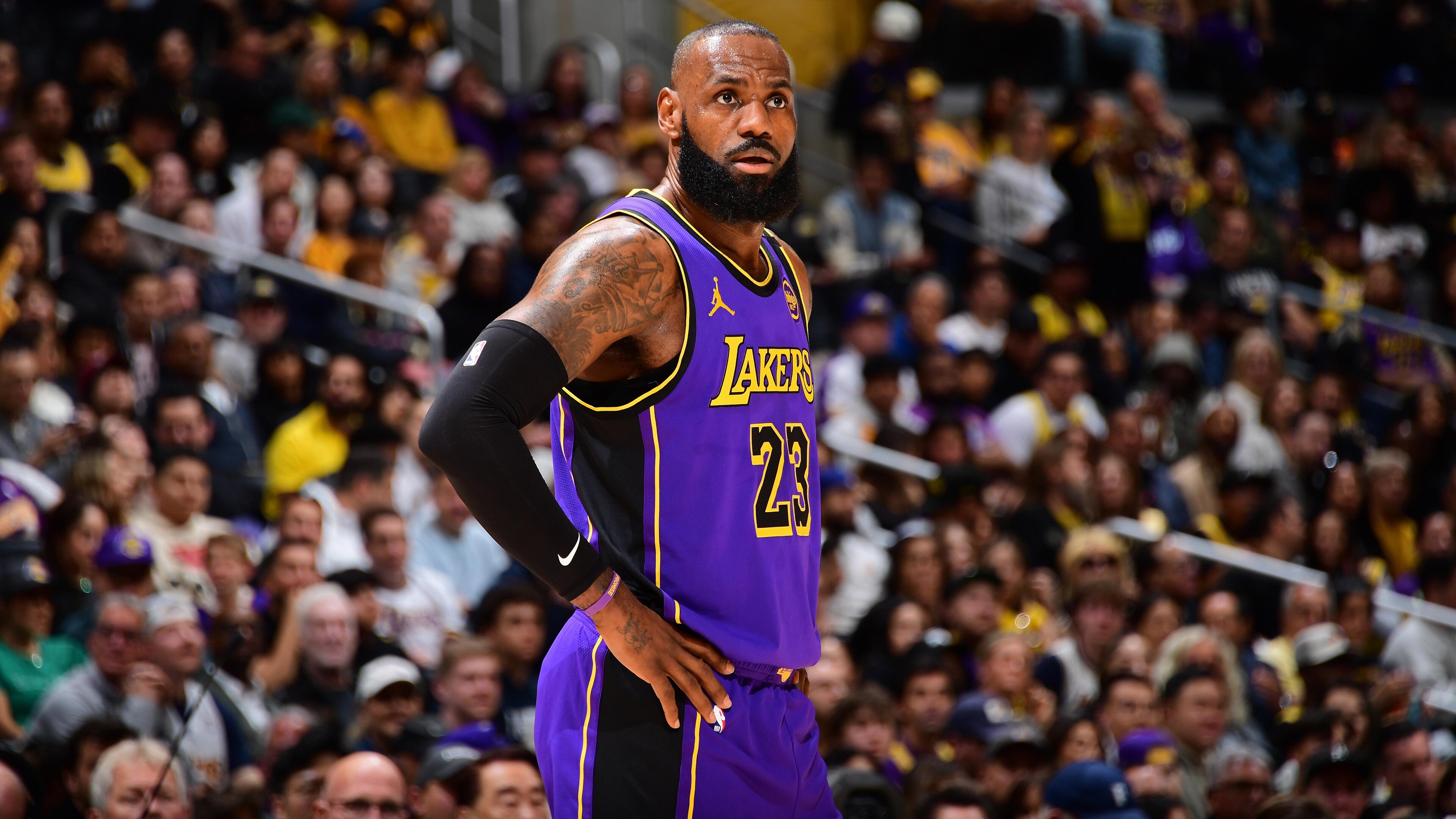 New Orleans Pelicans v Los Angeles Lakers