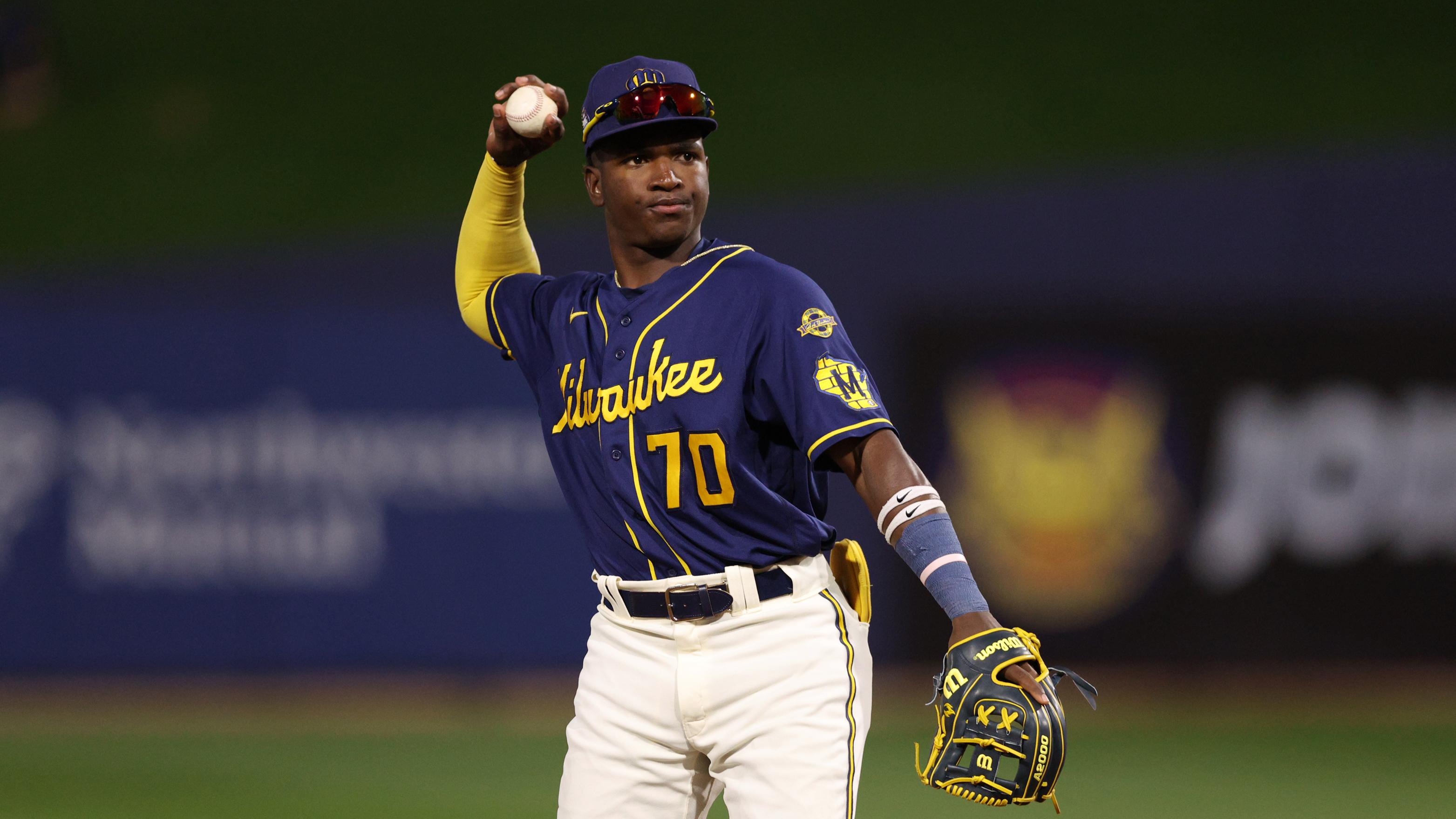 Cincinnati Reds v. Milwaukee Brewers