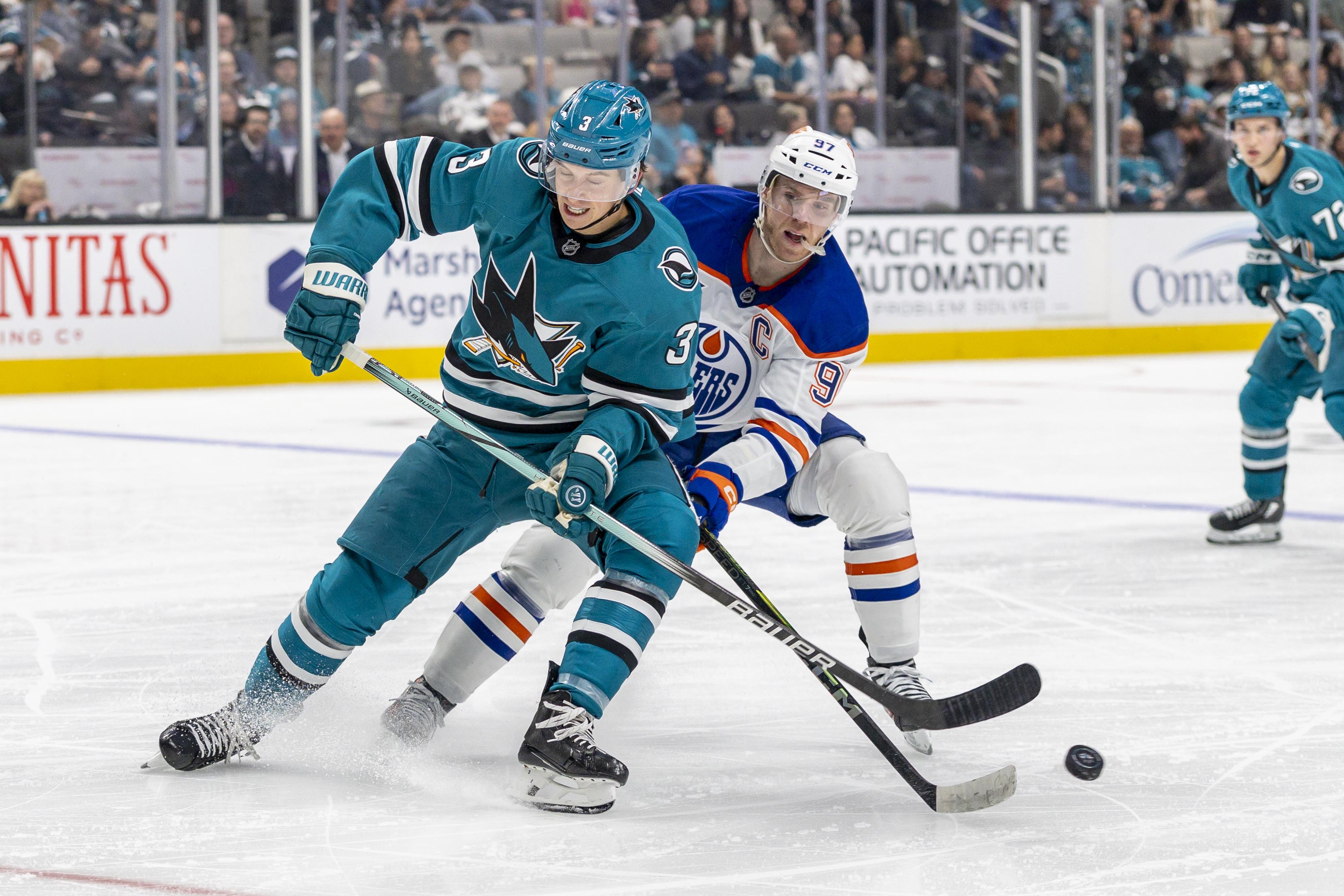 NHL: APR 16 Oilers at Sharks