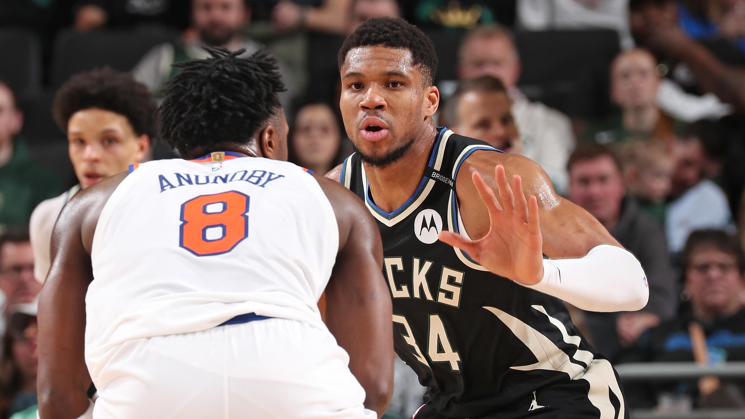 New York Knicks v Milwaukee Bucks