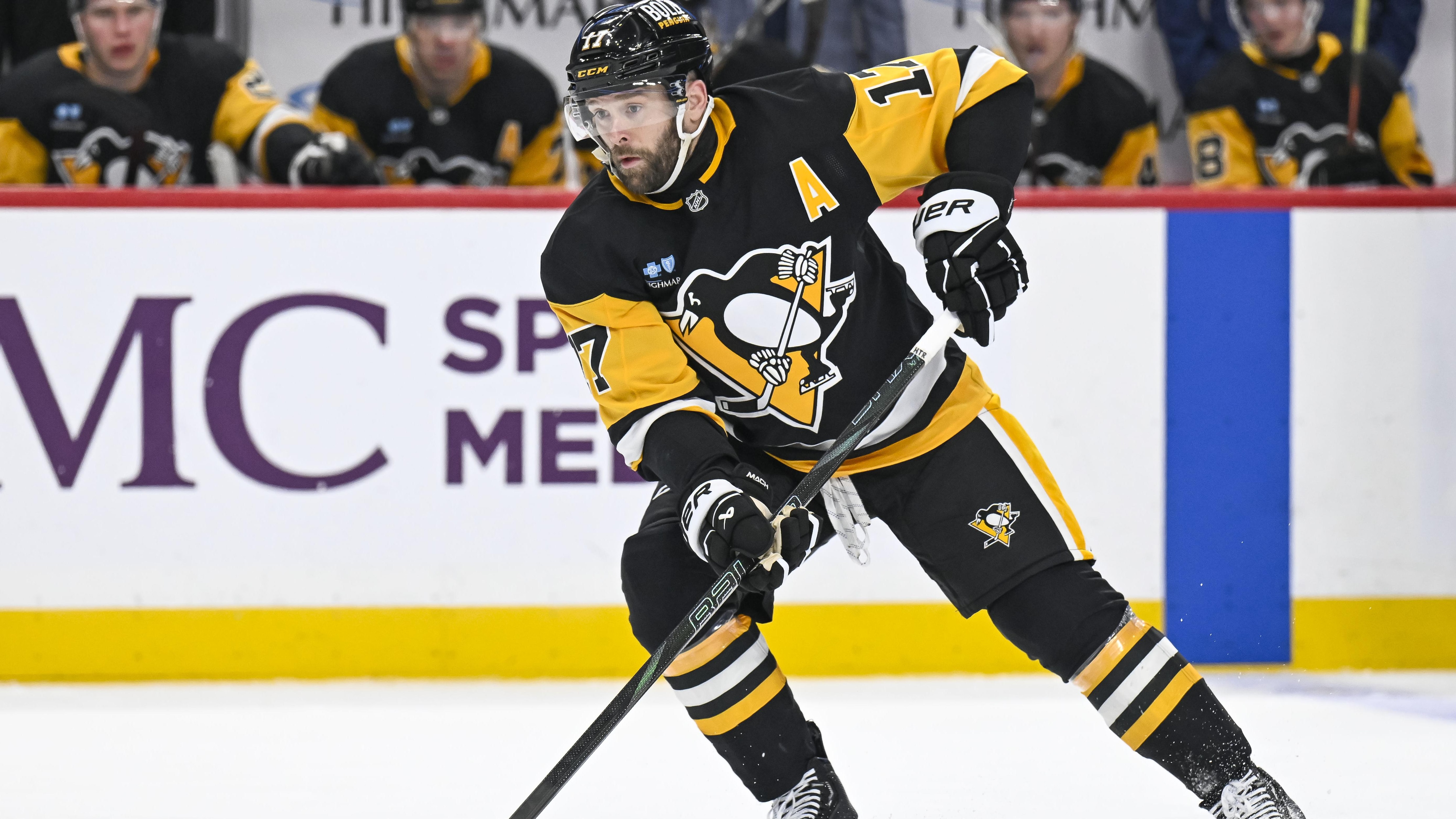 NHL: APR 17 Capitals at Penguins NHL: APR 17 Capitals at Penguins