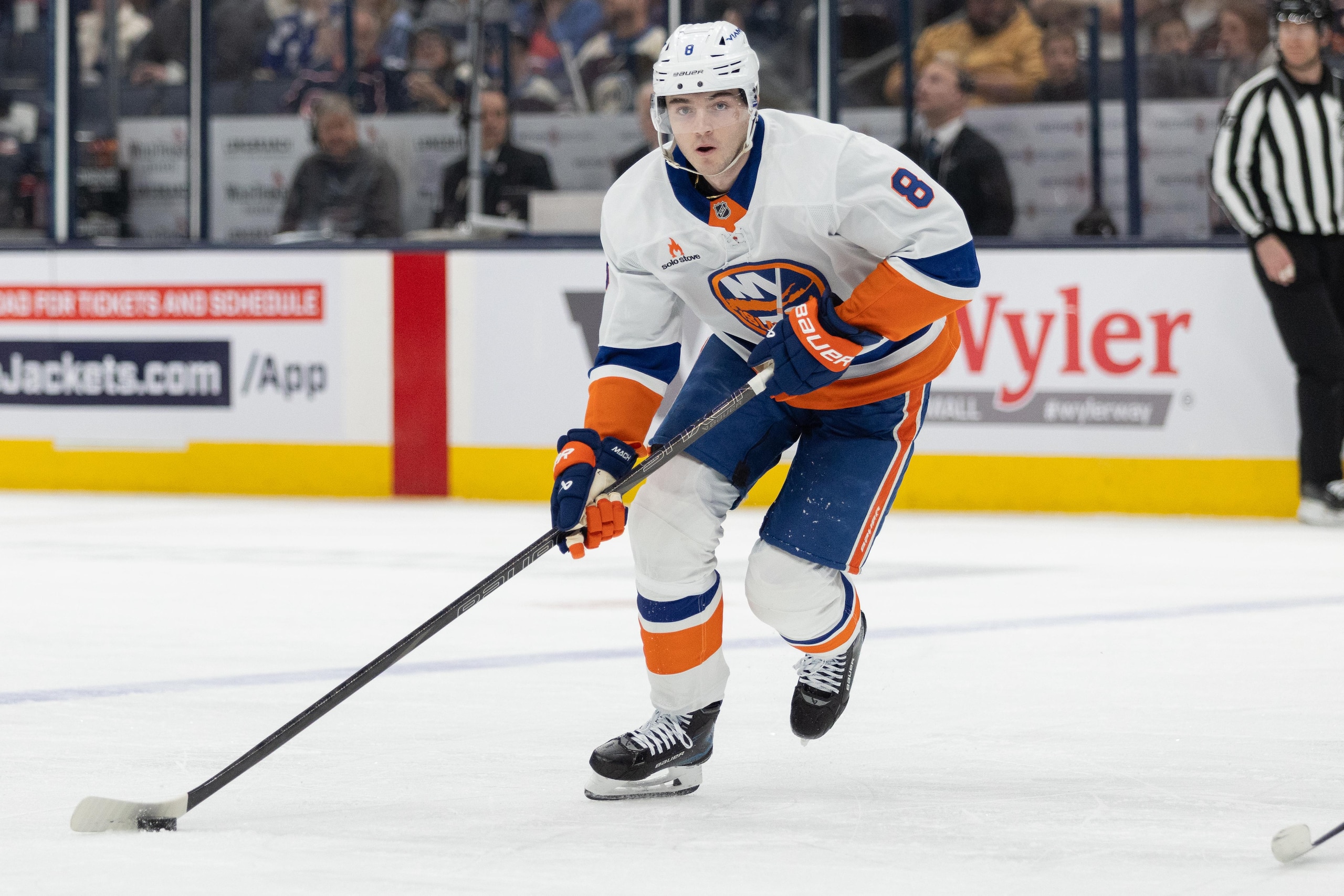 NHL: APR 17 Islanders at Blue Jackets NHL: APR 17 Islanders at Blue Jackets