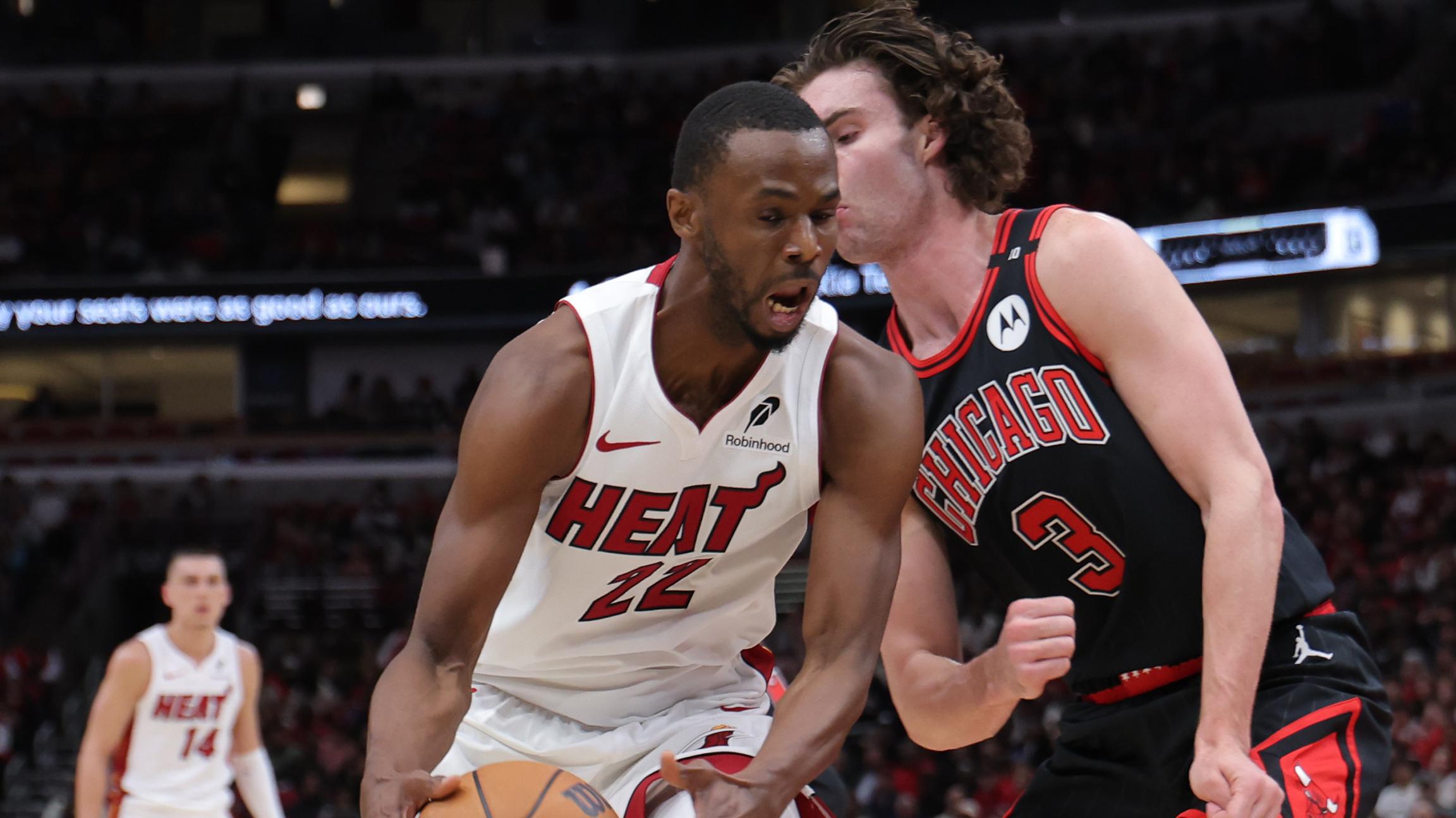 NBA: APR 16 SoFi Play-In Tournament - Heat at Bulls