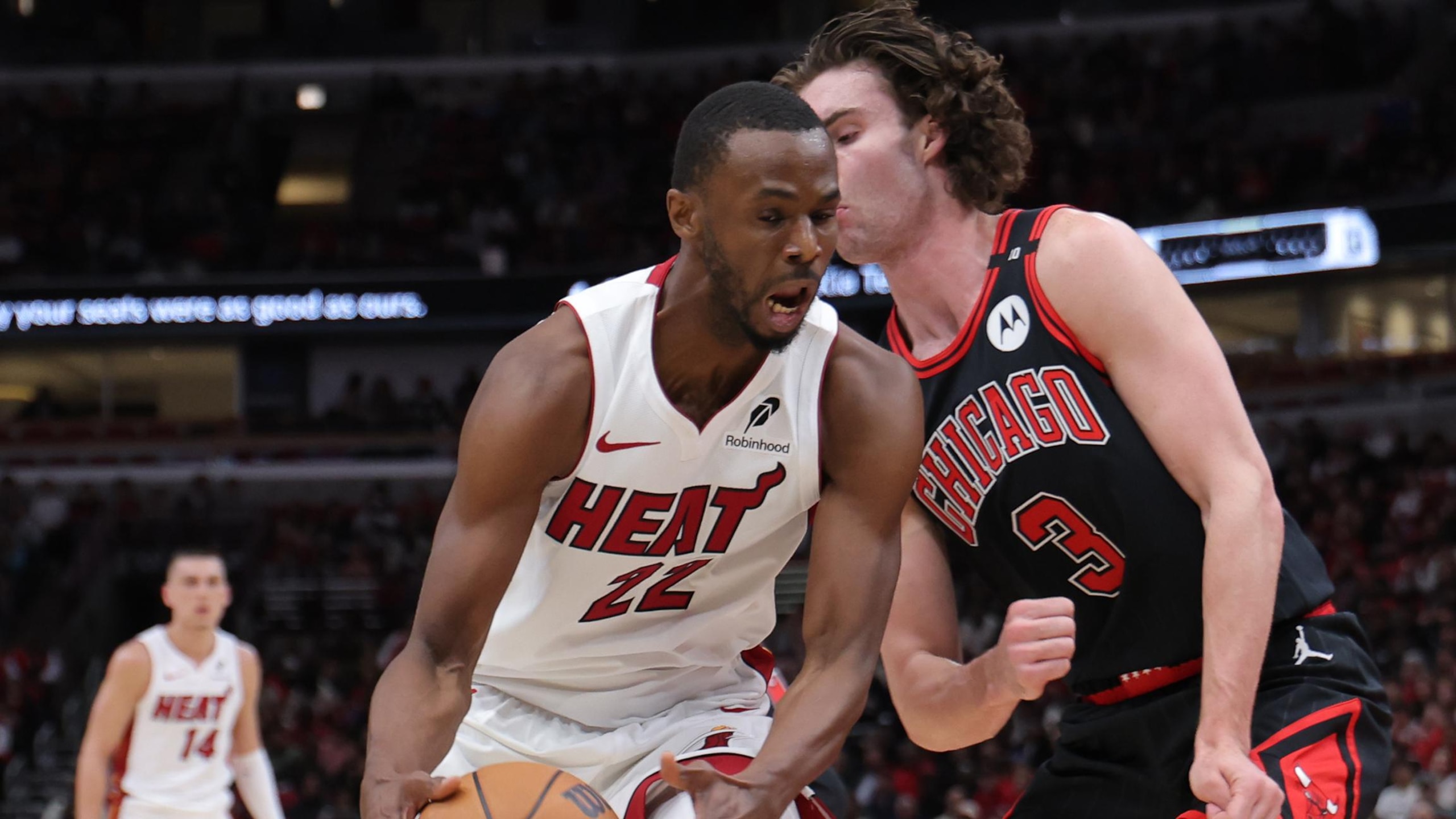 NBA: APR 16 SoFi Play-In Tournament - Heat at Bulls