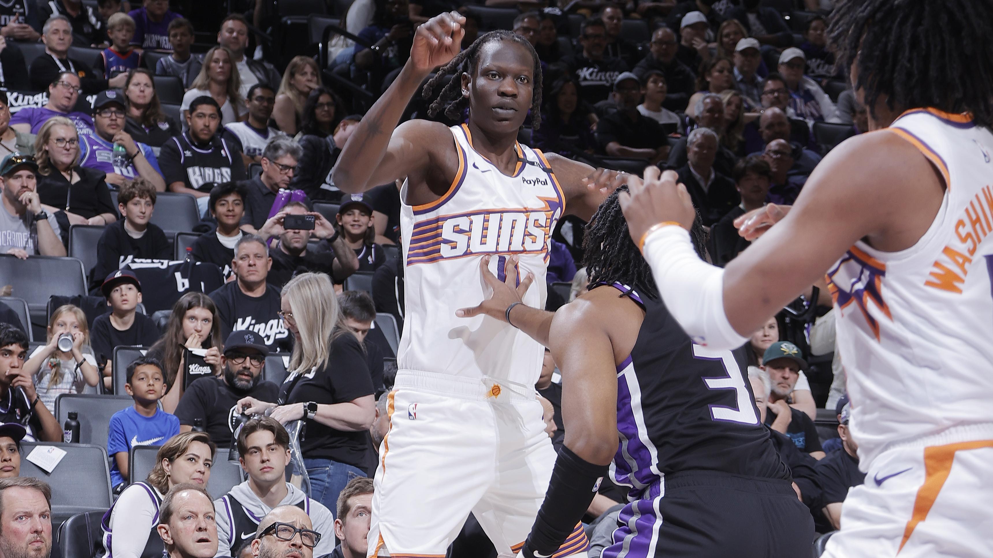Phoenix Suns v Sacramento Kings Phoenix Suns v Sacramento Kings
