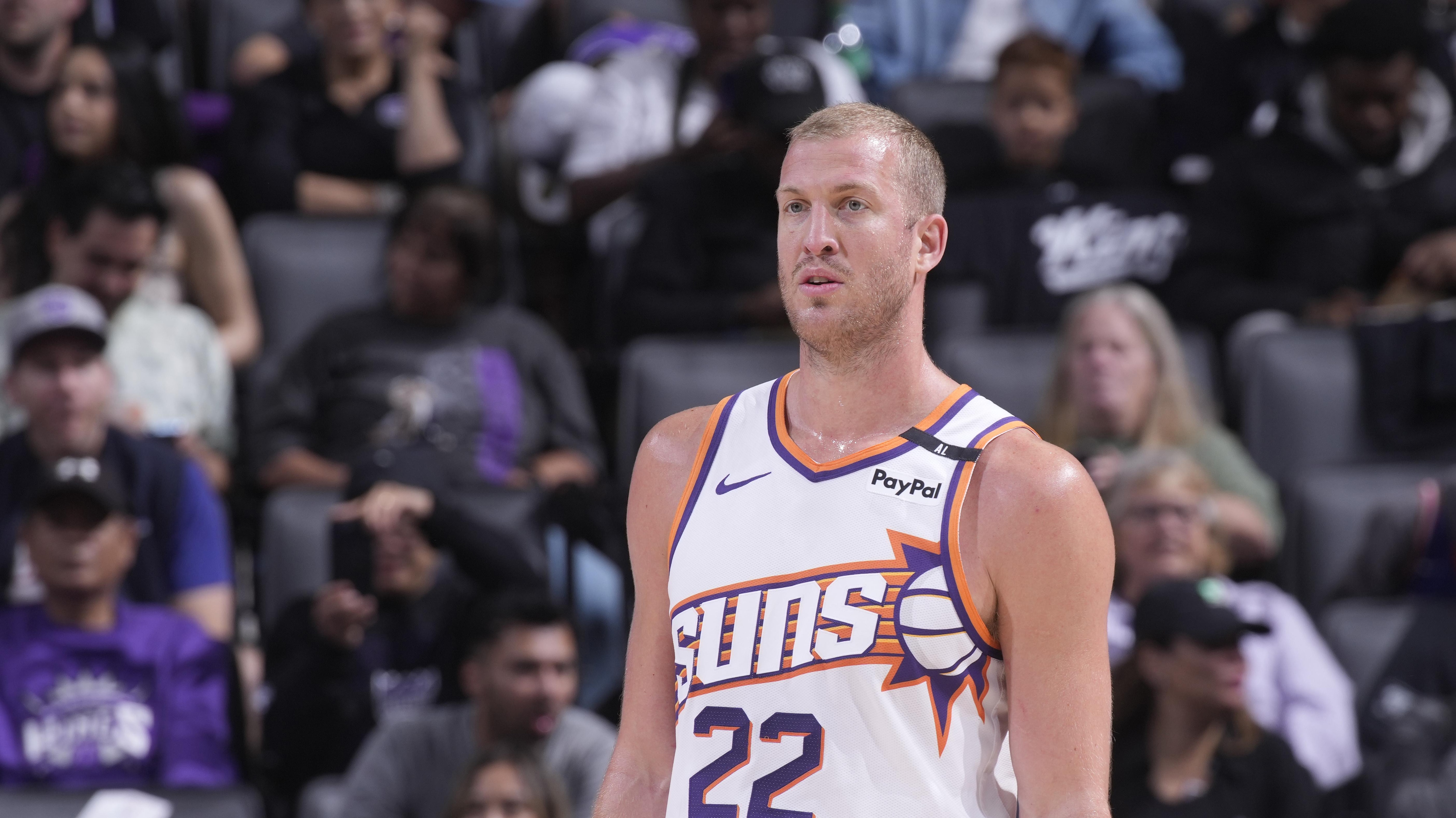 Phoenix Suns v Sacramento Kings