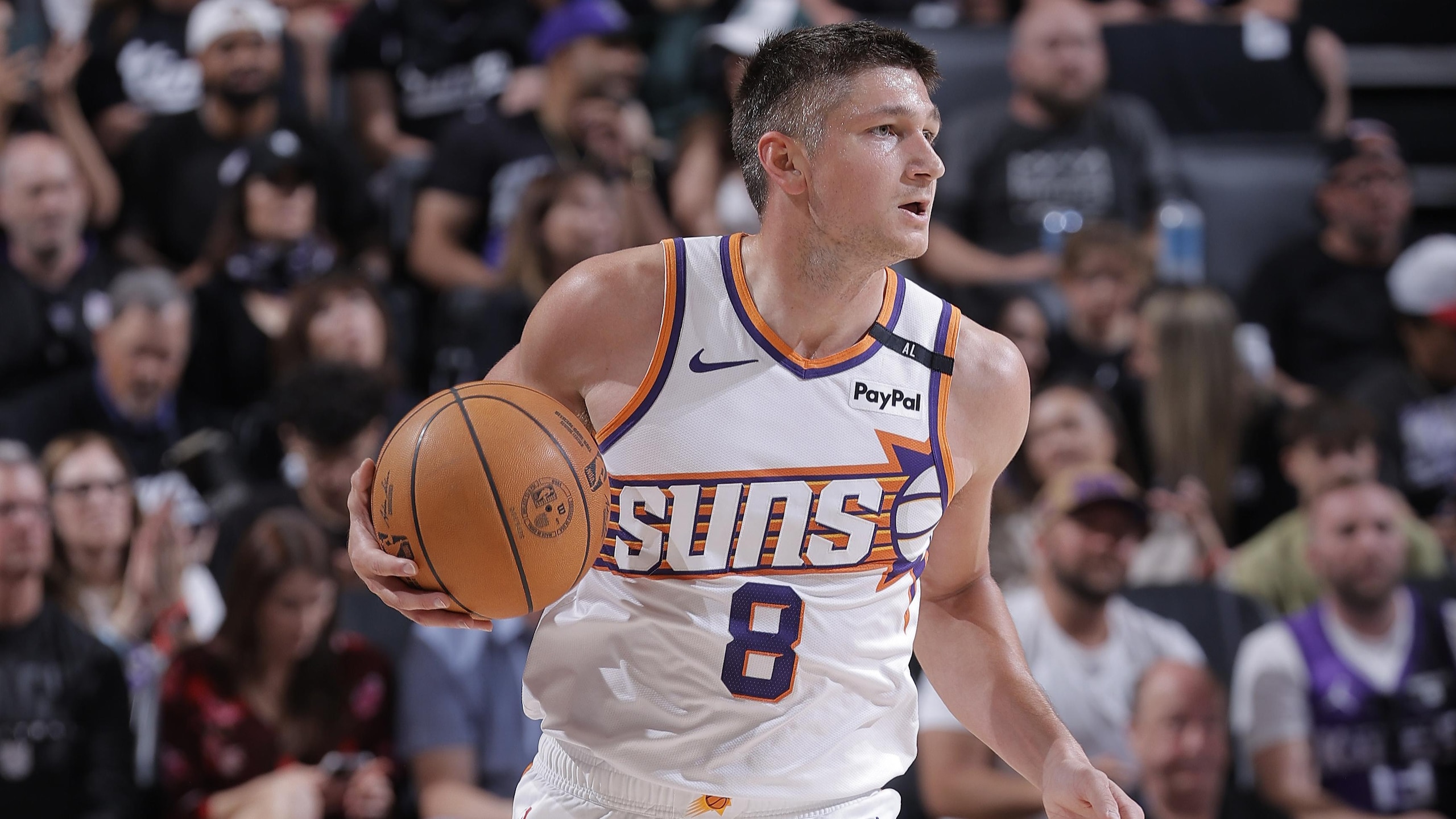 Phoenix Suns v Sacramento Kings