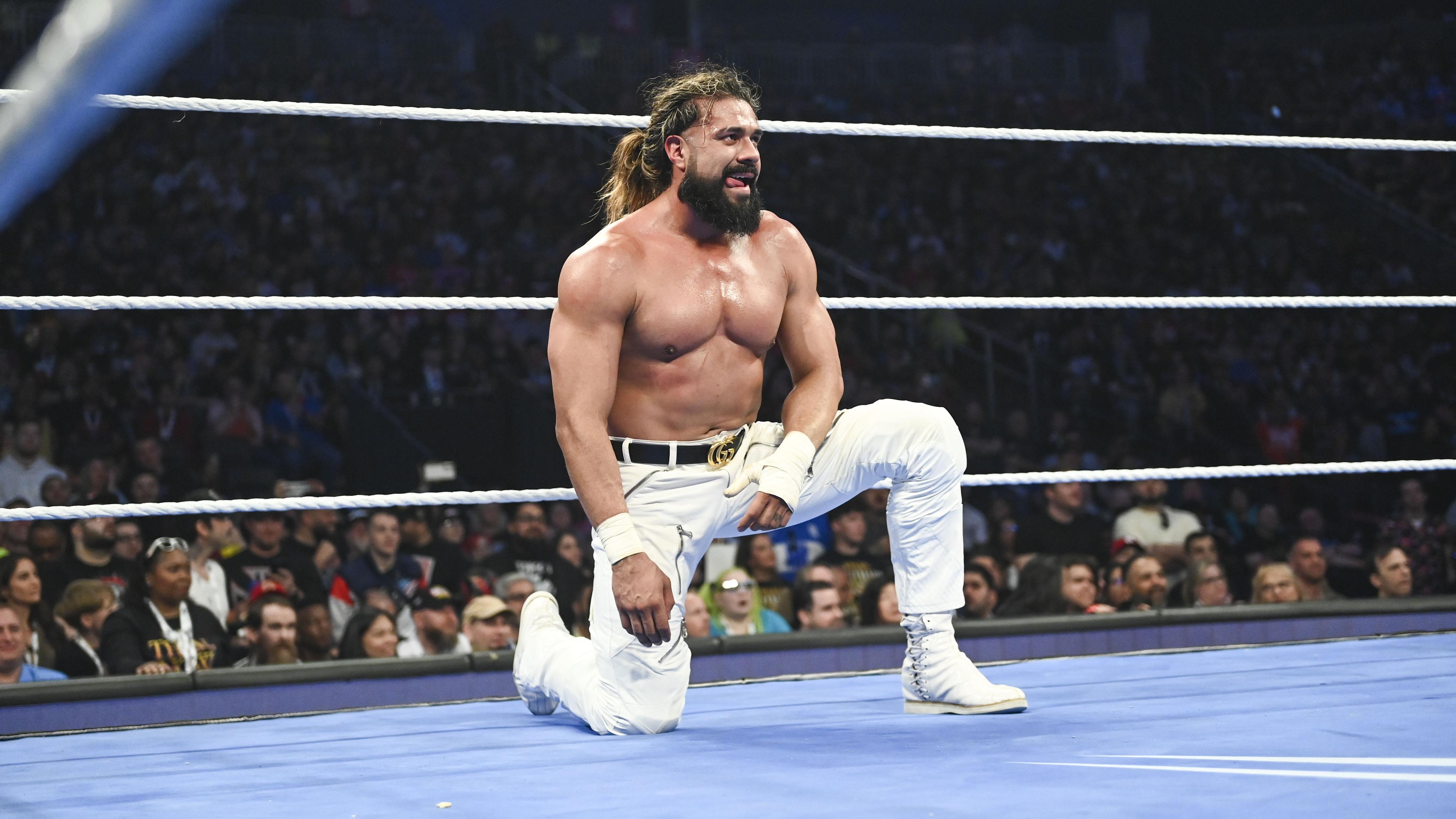 Andrade Thanks WWE, Posts Photo amid Rumors Surrounding Exit