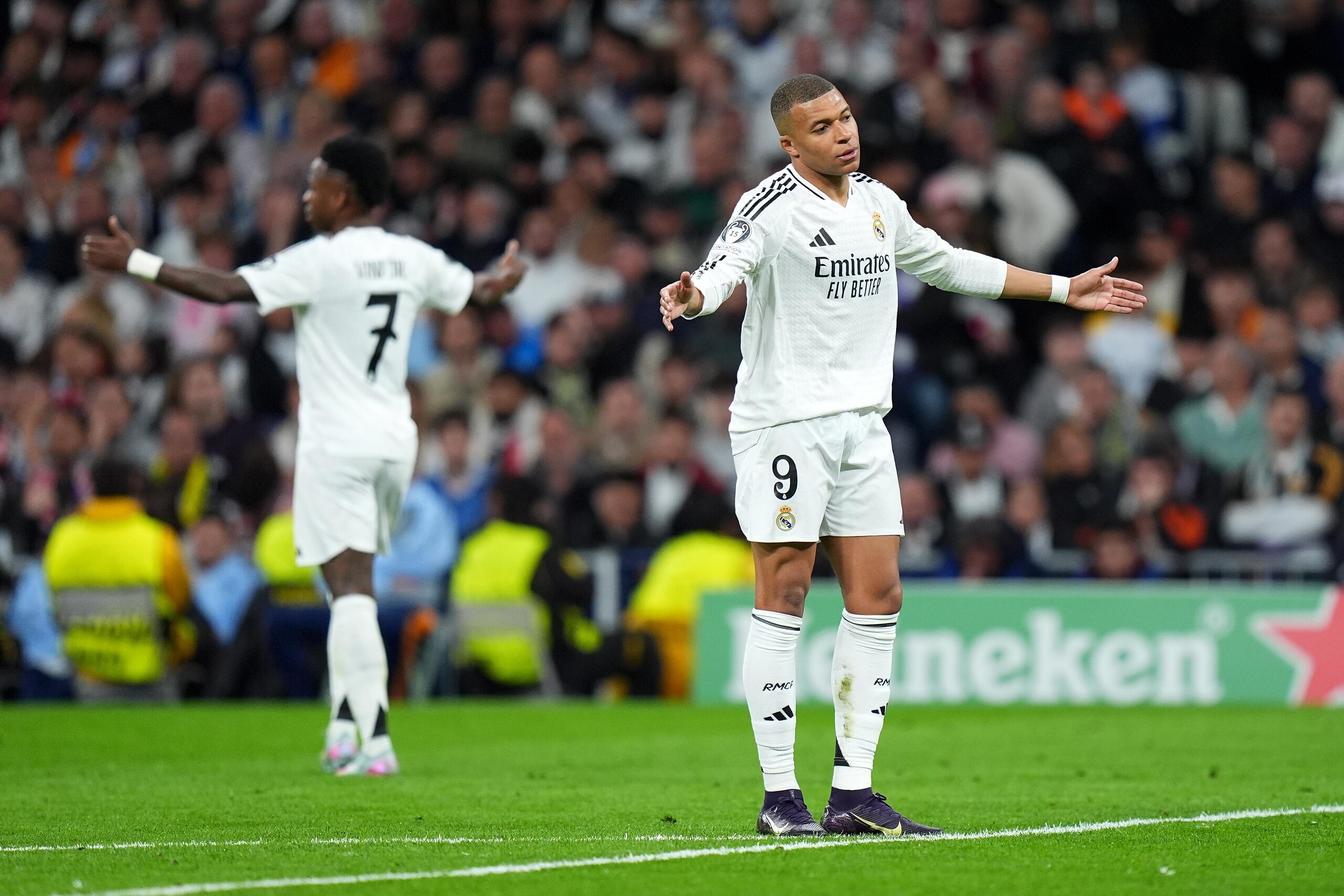 Real Madrid C.F. v Arsenal FC - UEFA Champions League 2024/25 Quarter Final Second Leg Real Madrid C.F. v Arsenal FC - UEFA Champions League 2024/25 Quarter Final Second Leg