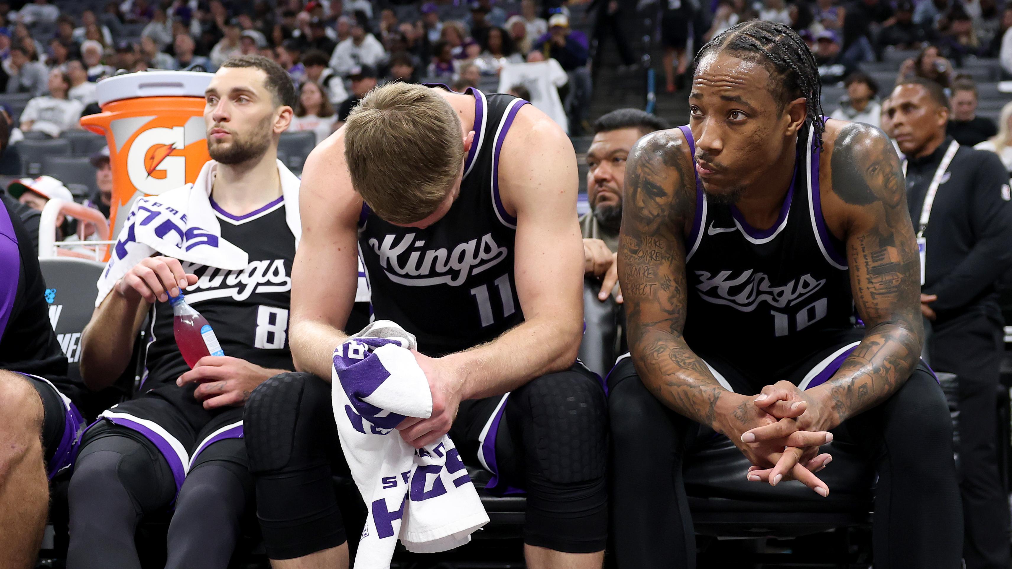 Dallas Mavericks v Sacramento Kings - Play-In Tournament