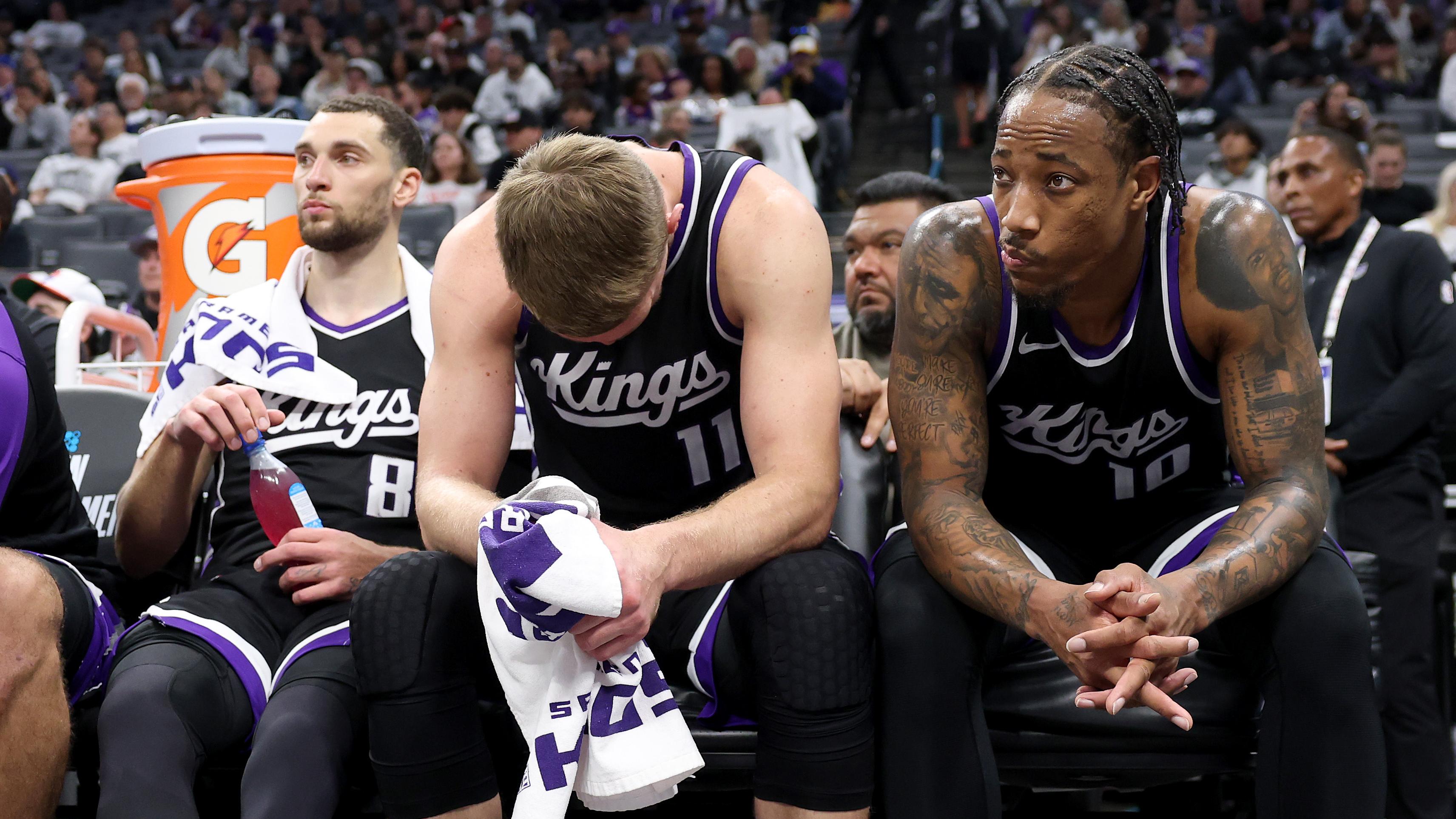 Dallas Mavericks v Sacramento Kings - Play-In Tournament