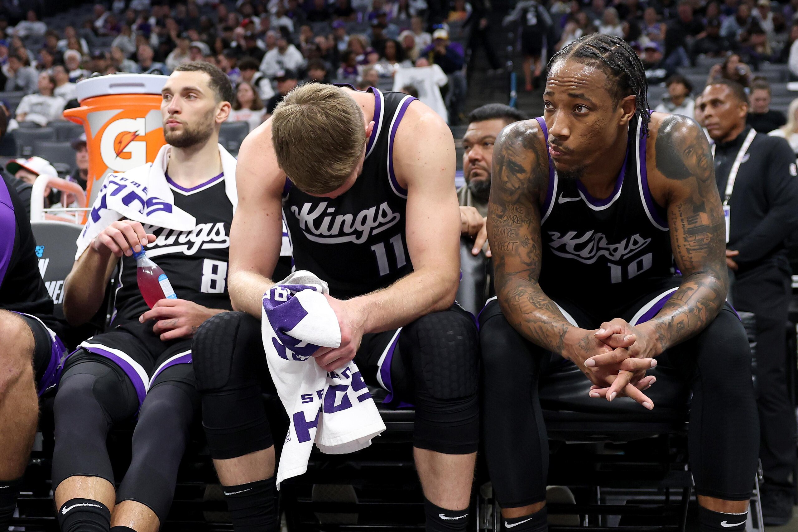 Dallas Mavericks v Sacramento Kings - Play-In Tournament