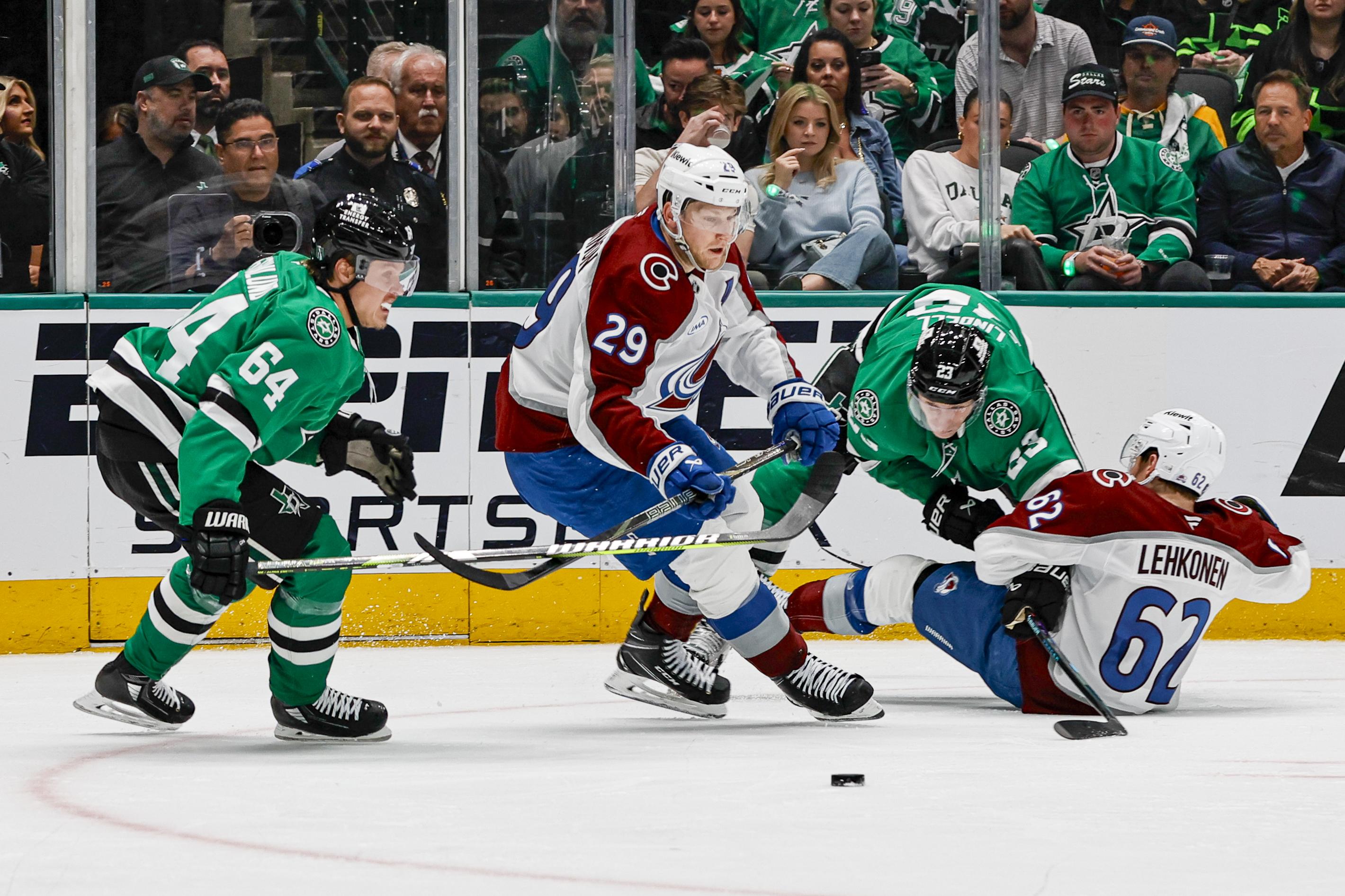 NHL: APR 21 Stanley Cup Playoffs First Round Avalanche at Stars