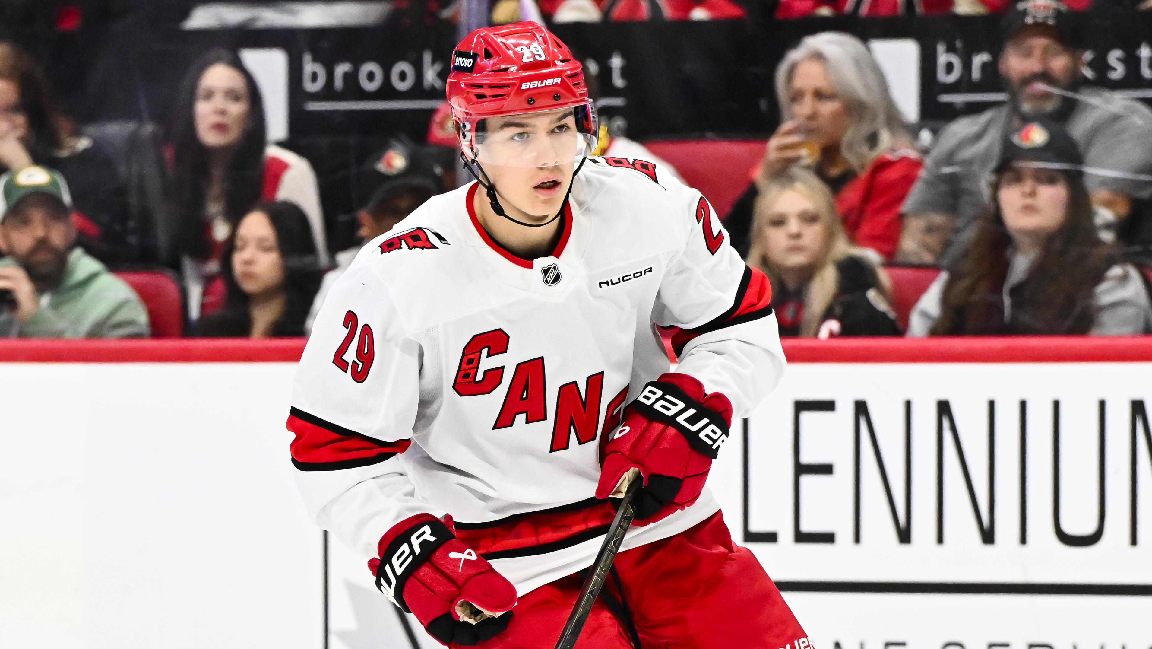 Carolina Hurricanes v Ottawa Senators