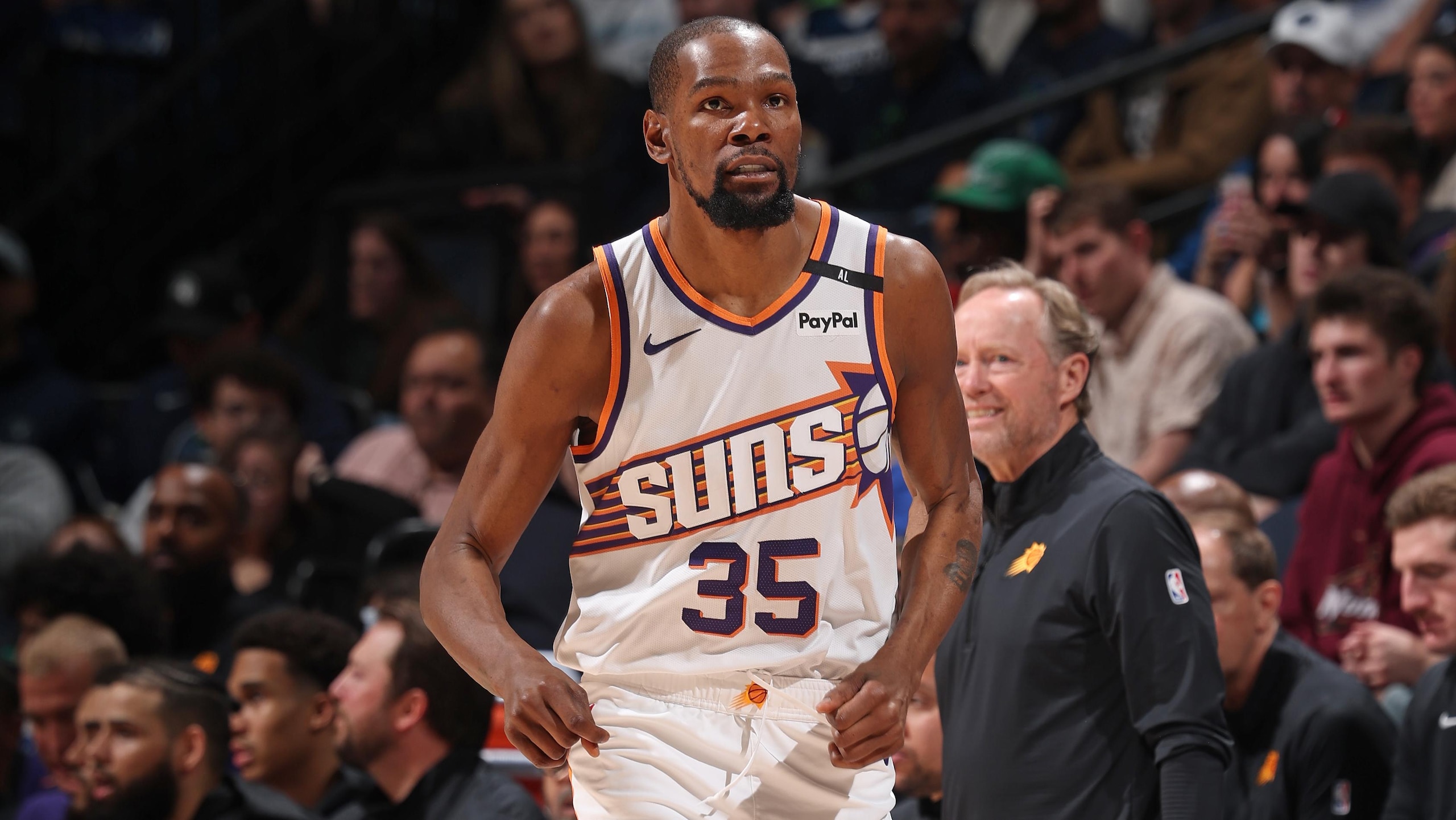 Phoenix Suns v Minnesota Timberwolves