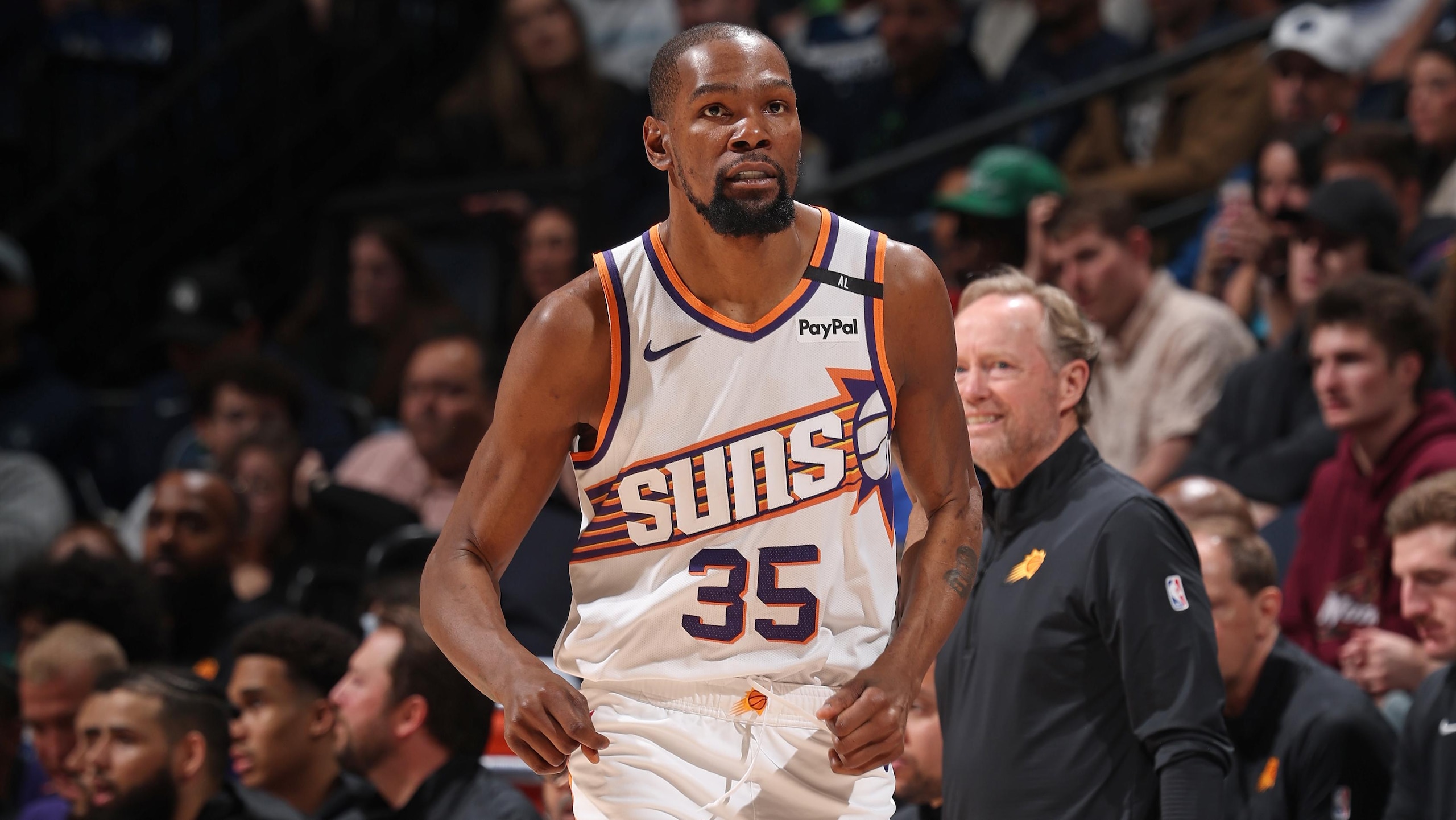 Phoenix Suns v Minnesota Timberwolves