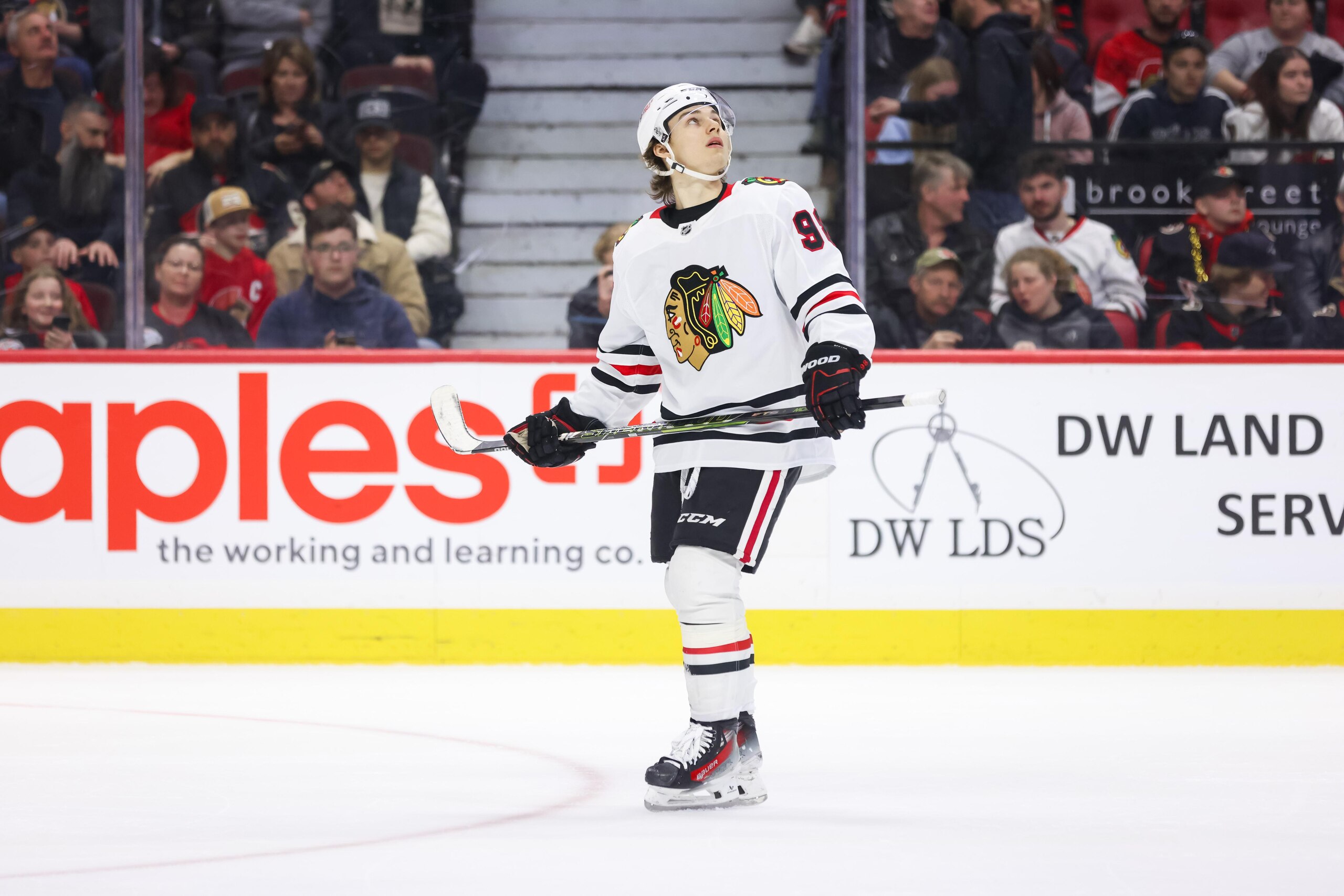 NHL: APR 15 Blackhawks at Senators NHL: APR 15 Blackhawks at Senators